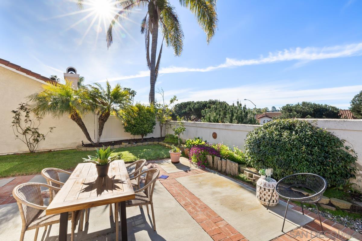 Detail Gallery Image 5 of 25 For 7134  Caminito Quintana, San Diego,  CA 92122 - 3 Beds | 2/1 Baths