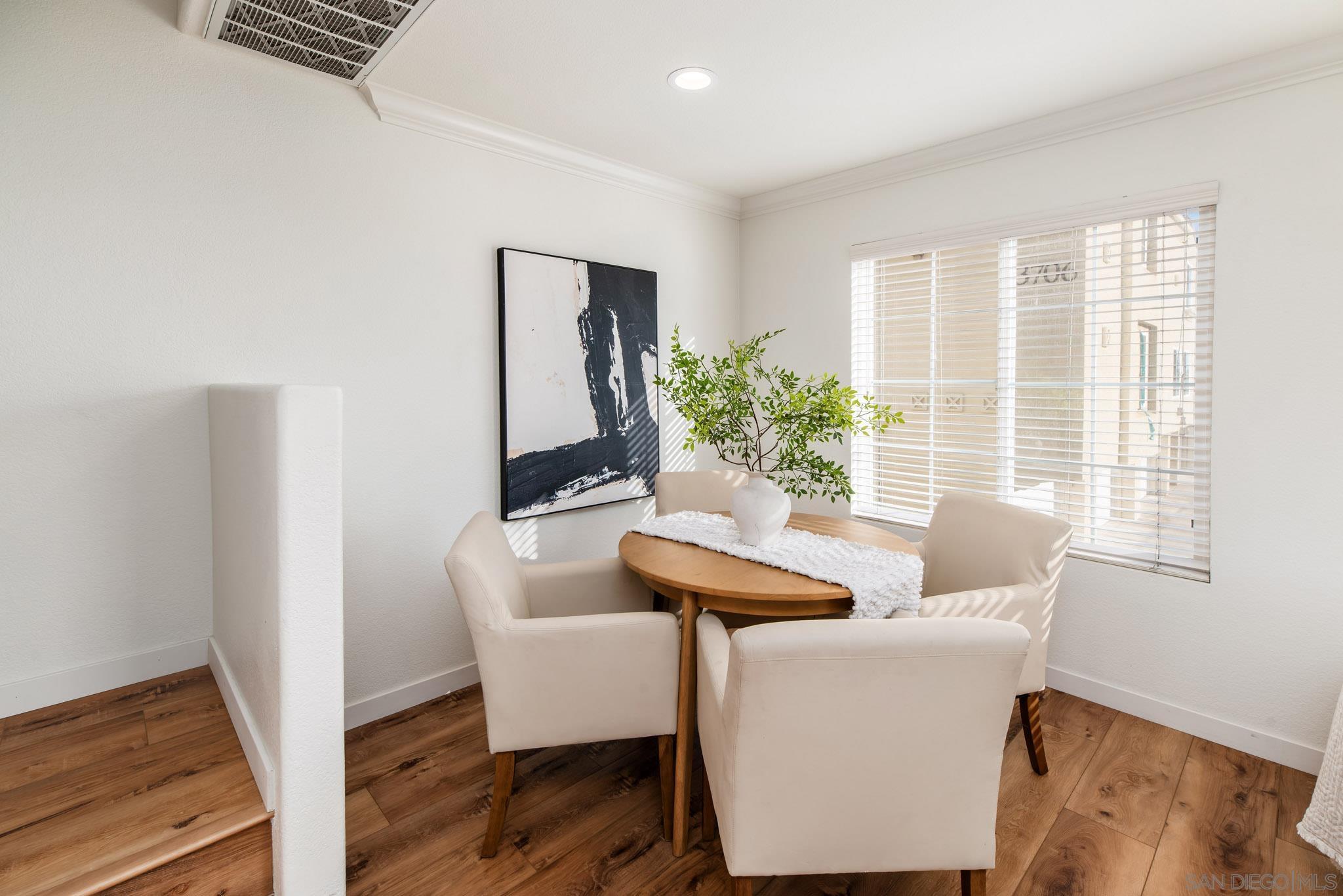 Detail Gallery Image 11 of 47 For 3710  Mykonos Ln  #172,  San Diego,  CA 92130 - 2 Beds | 2/1 Baths