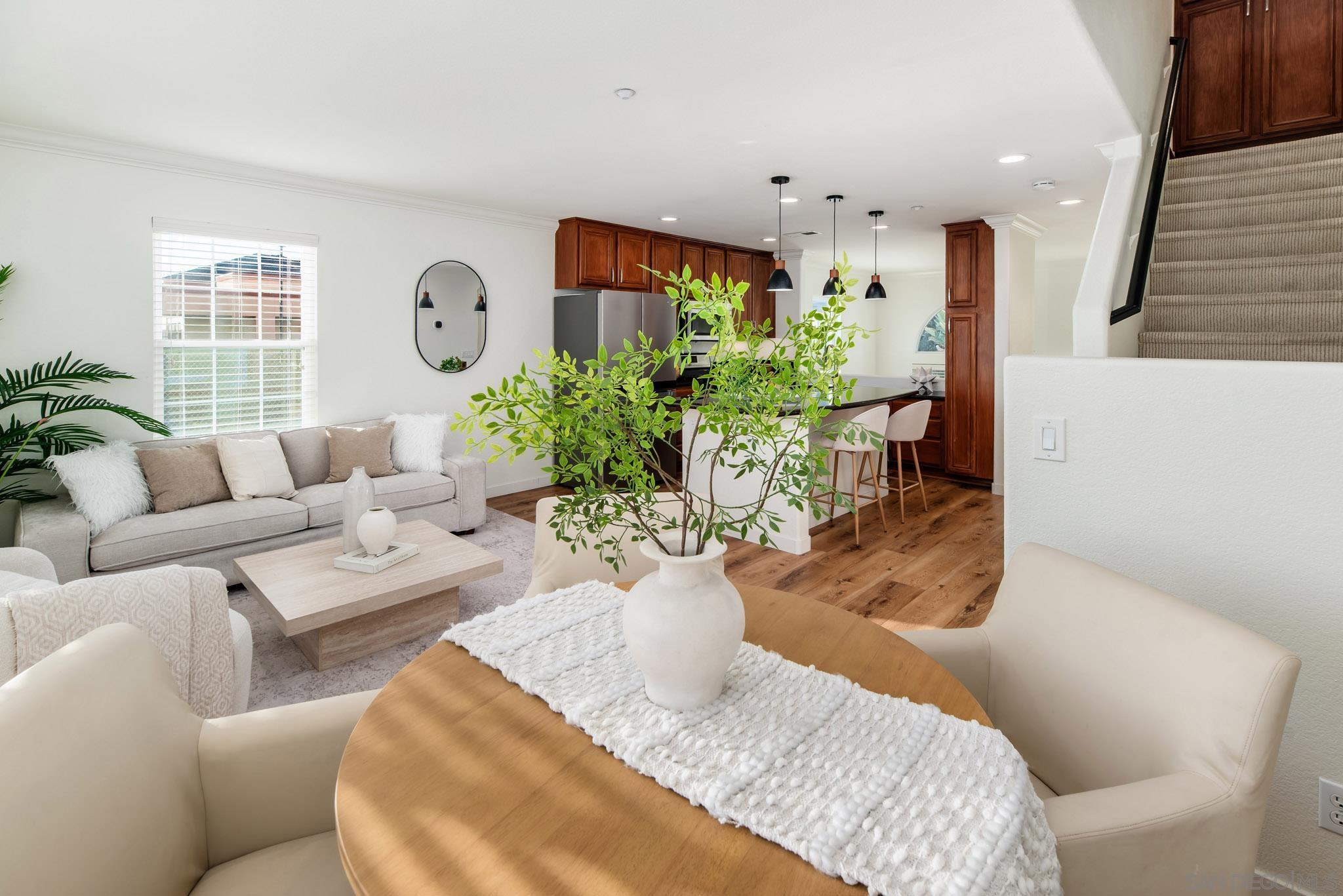 Detail Gallery Image 12 of 47 For 3710  Mykonos Ln  #172,  San Diego,  CA 92130 - 2 Beds | 2/1 Baths