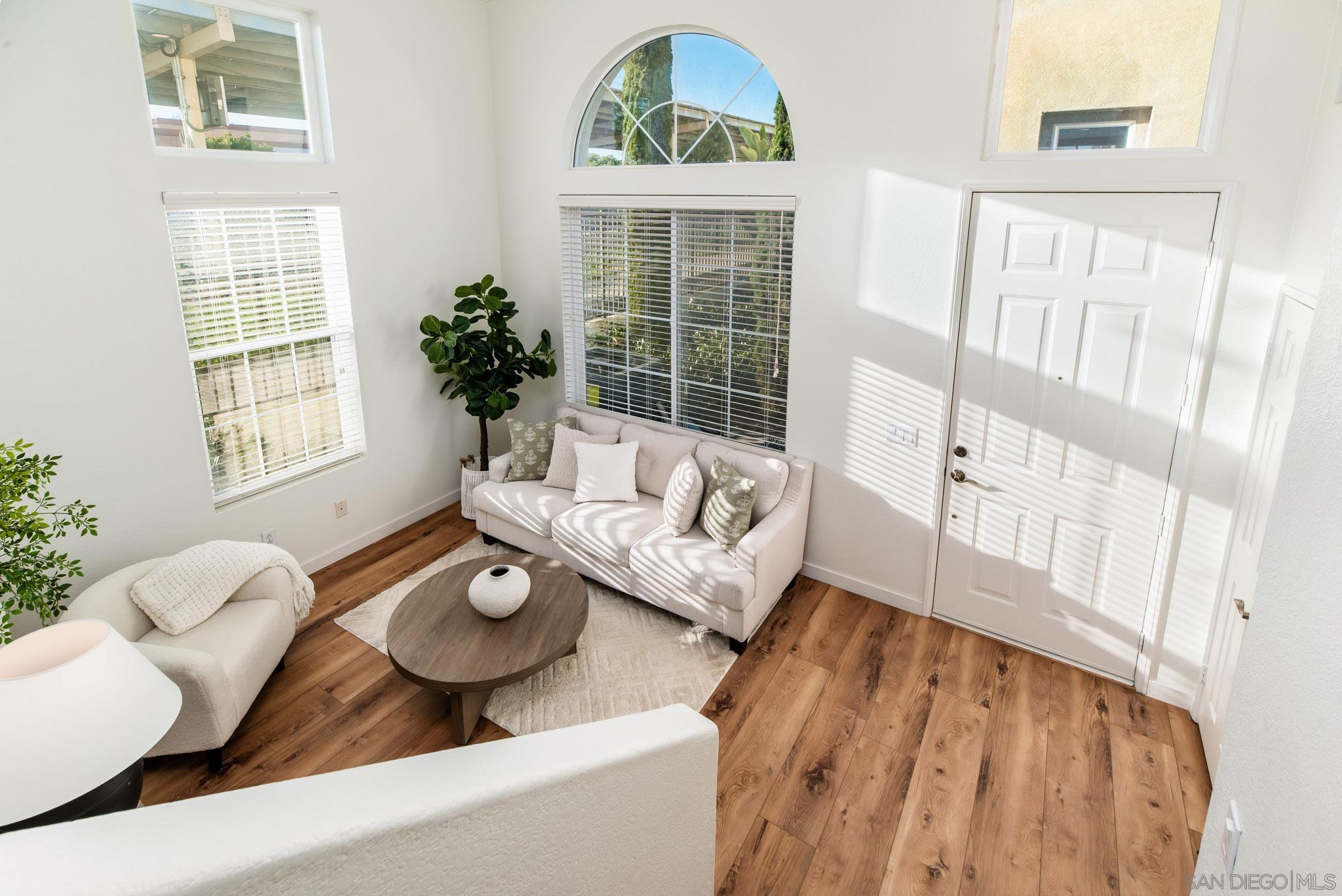 Detail Gallery Image 13 of 47 For 3710  Mykonos Ln  #172,  San Diego,  CA 92130 - 2 Beds | 2/1 Baths