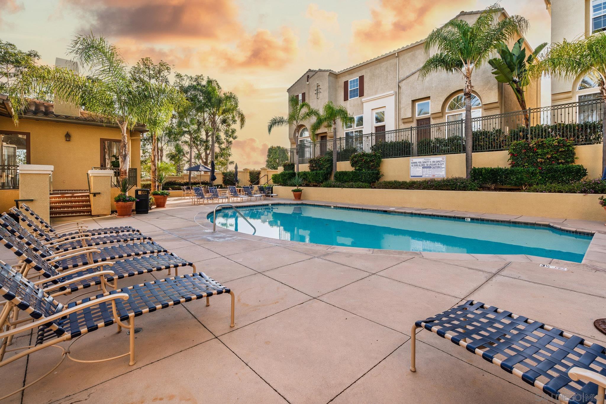 Detail Gallery Image 33 of 47 For 3710  Mykonos Ln  #172,  San Diego,  CA 92130 - 2 Beds | 2/1 Baths