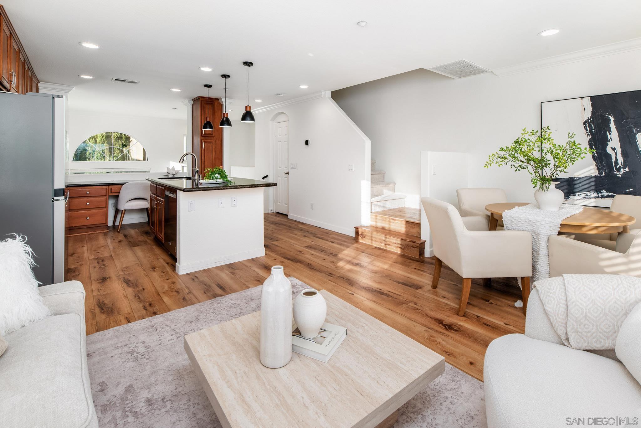 Detail Gallery Image 9 of 47 For 3710  Mykonos Ln  #172,  San Diego,  CA 92130 - 2 Beds | 2/1 Baths