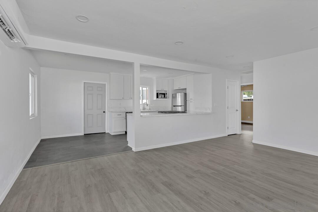 Detail Gallery Image 8 of 30 For 1222-24  Willowside Ter, Alpine,  CA 91901 - – Beds | – Baths