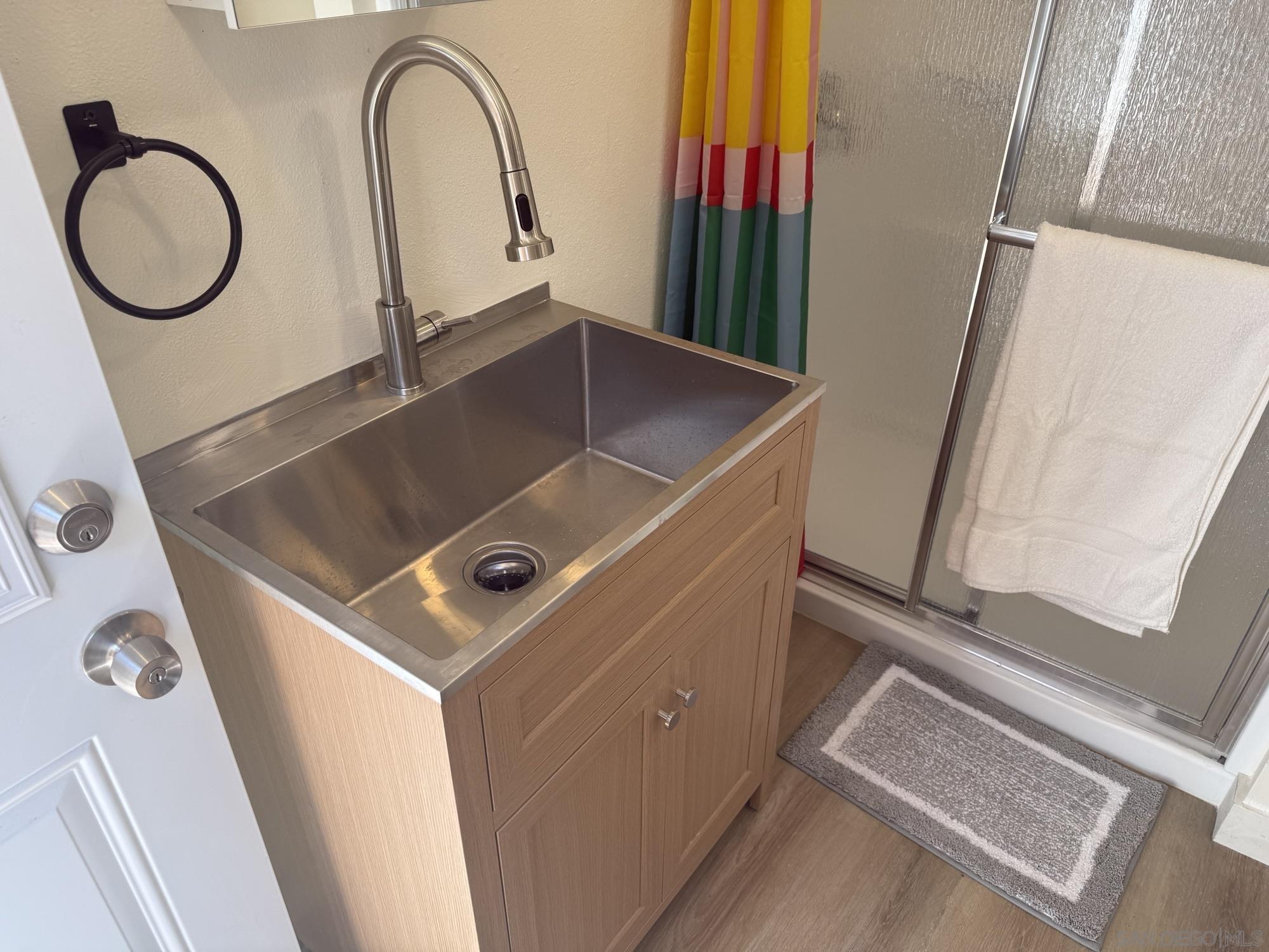 Detail Gallery Image 5 of 31 For 4864  Riding Ridge, San Diego,  CA 92130 - 0 Beds | 1 Baths