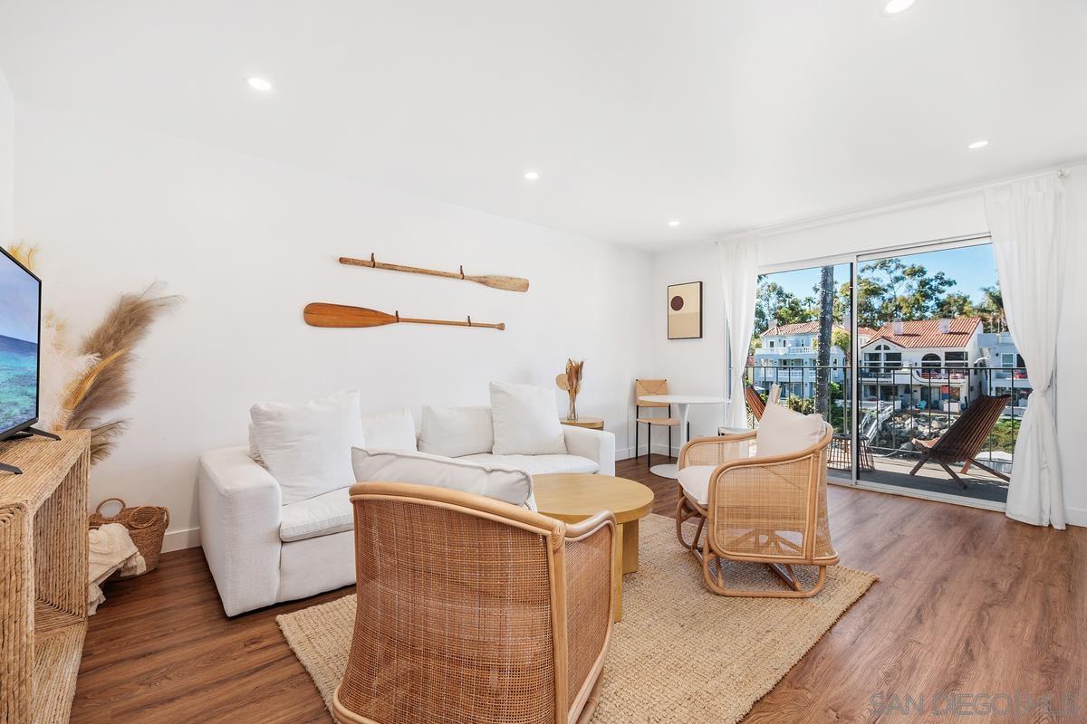 Detail Gallery Image 11 of 51 For 4627  Park Dr, Carlsbad,  CA 92008 - – Beds | – Baths