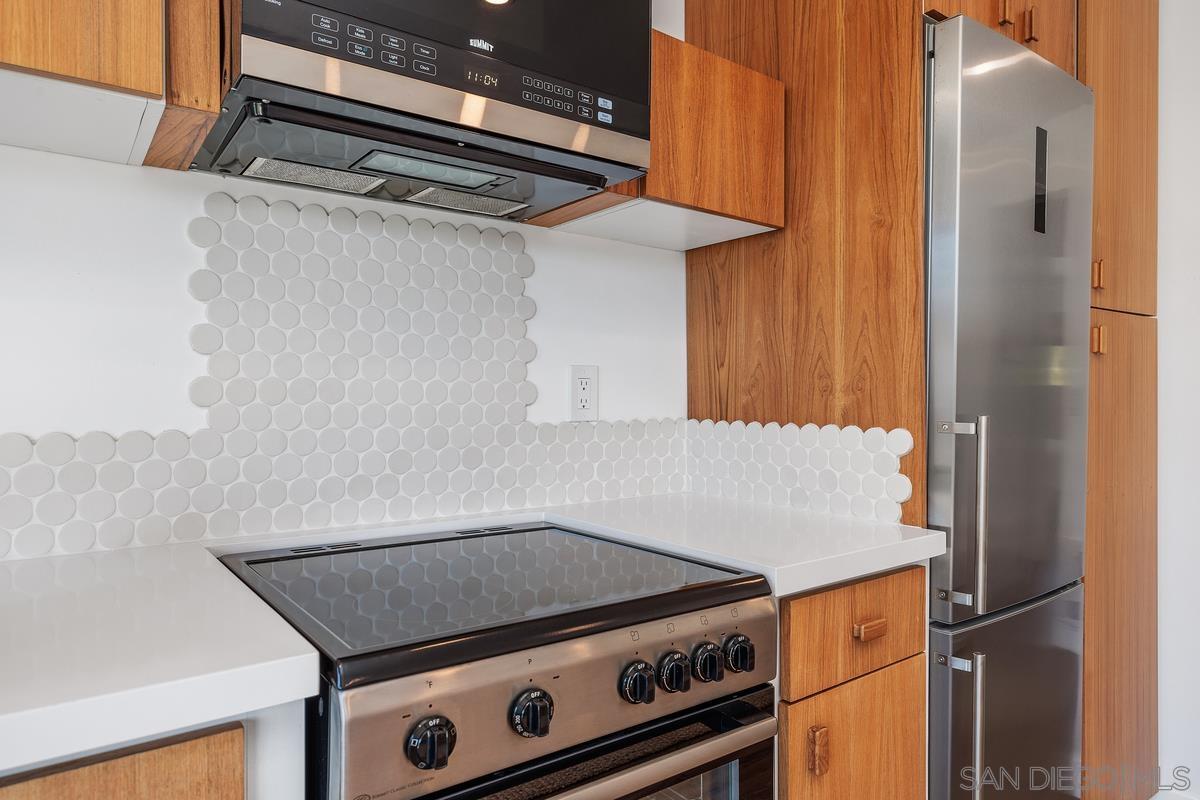 Detail Gallery Image 16 of 51 For 4627  Park Dr, Carlsbad,  CA 92008 - – Beds | – Baths