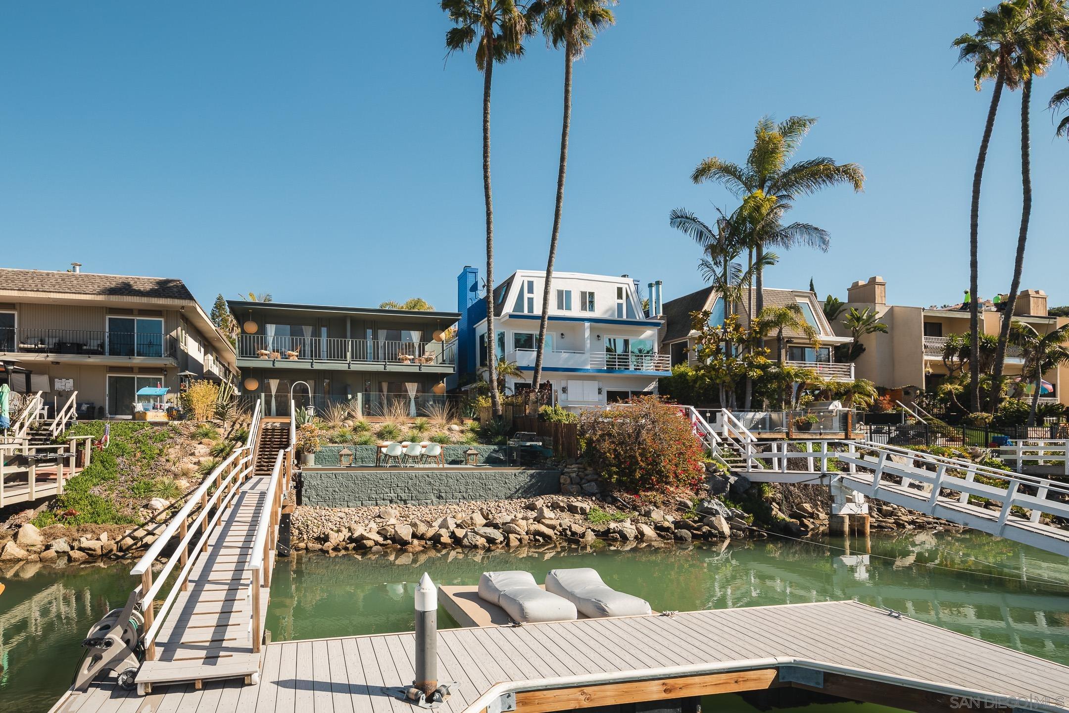 Detail Gallery Image 3 of 51 For 4627  Park Dr, Carlsbad,  CA 92008 - – Beds | – Baths