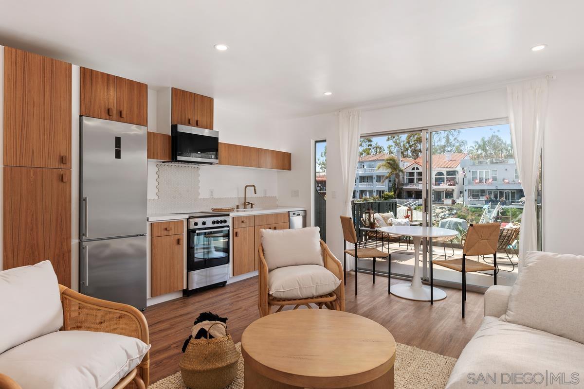 Detail Gallery Image 29 of 51 For 4627  Park Dr, Carlsbad,  CA 92008 - – Beds | – Baths