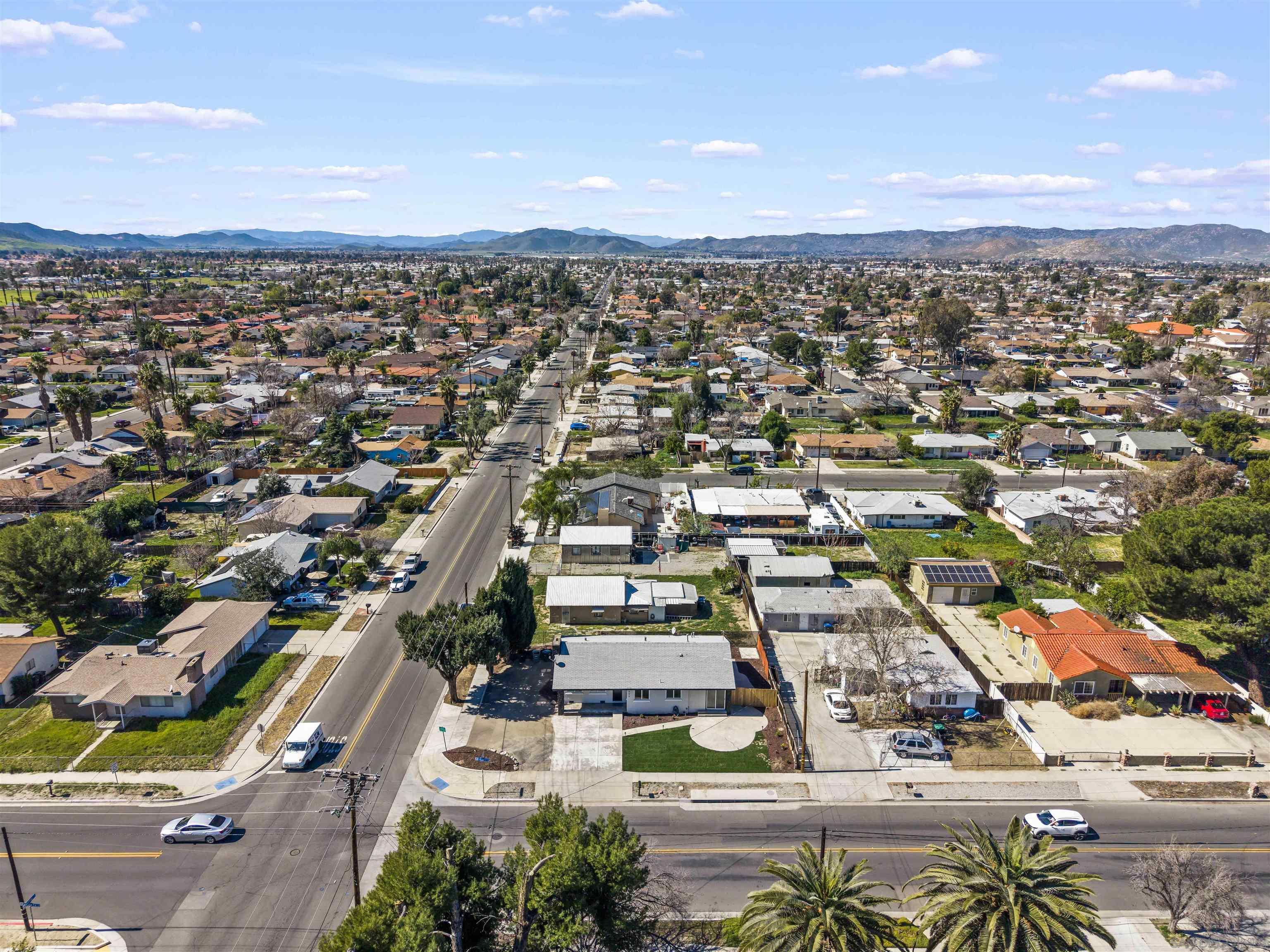Detail Gallery Image 33 of 35 For 695 S Santa Fe S, Hemet,  CA 92543 - 4 Beds | 2 Baths
