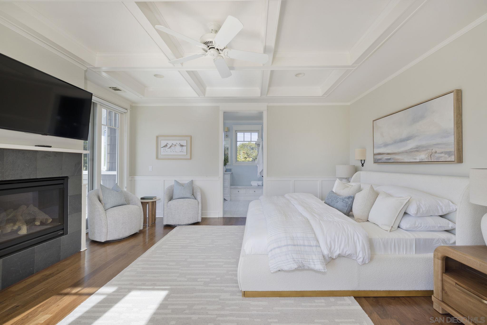 Detail Gallery Image 27 of 37 For 740  Coronado Ave, Coronado,  CA 92118 - 5 Beds | 4/1 Baths