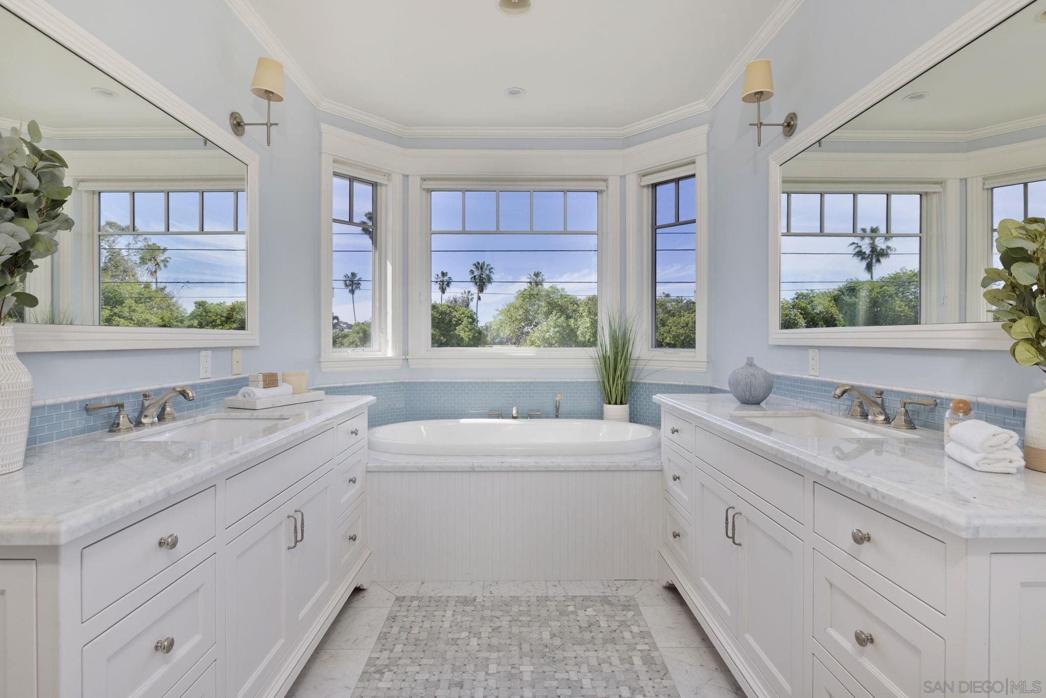 Detail Gallery Image 32 of 37 For 740  Coronado Ave, Coronado,  CA 92118 - 5 Beds | 4/1 Baths