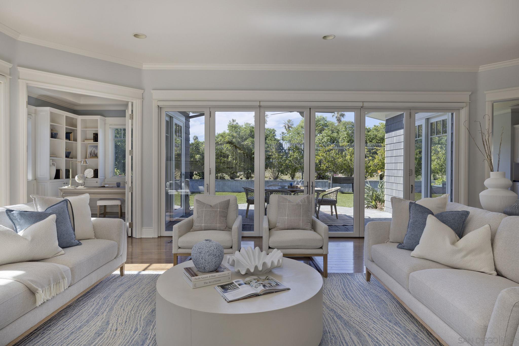 Detail Gallery Image 9 of 37 For 740  Coronado Ave, Coronado,  CA 92118 - 5 Beds | 4/1 Baths