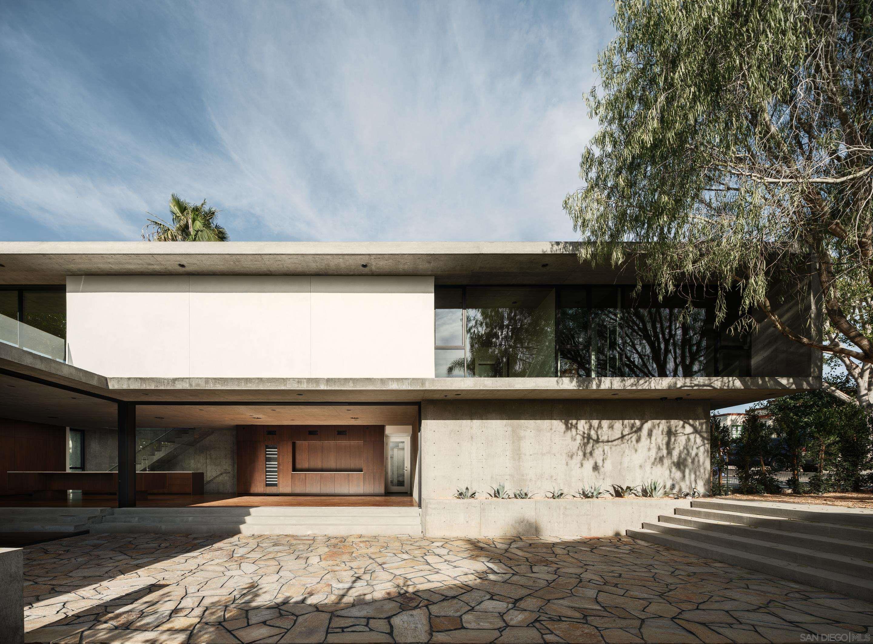 Detail Gallery Image 11 of 16 For 4420  Arista Dr, San Diego,  CA 92103 - 4 Beds | 4/1 Baths