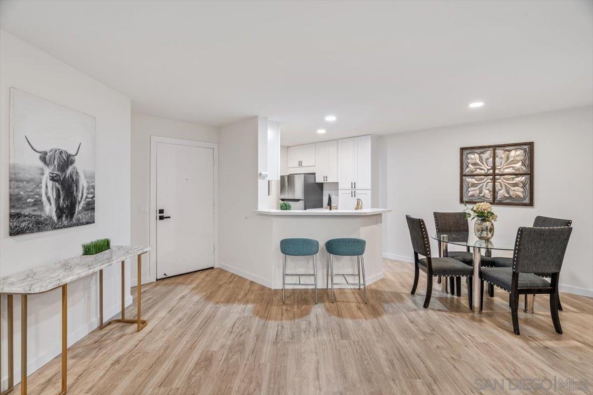 Detail Gallery Image 7 of 43 For 9745  Mesa Springs Way  #142,  San Diego,  CA 92126 - 2 Beds | 2 Baths