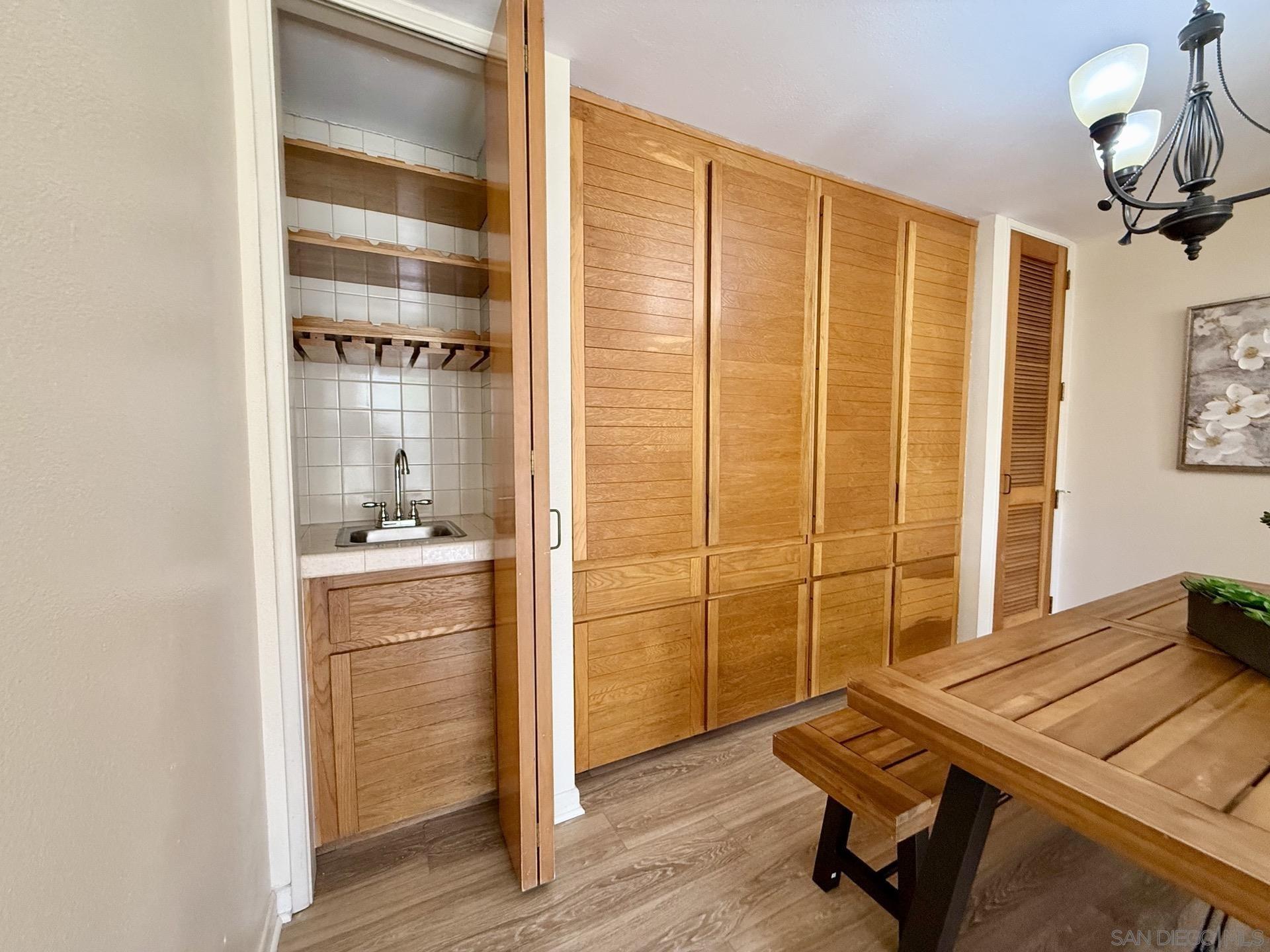 Detail Gallery Image 14 of 49 For 4082  Albatross St  #7,  San Diego,  CA 92103 - 2 Beds | 2 Baths