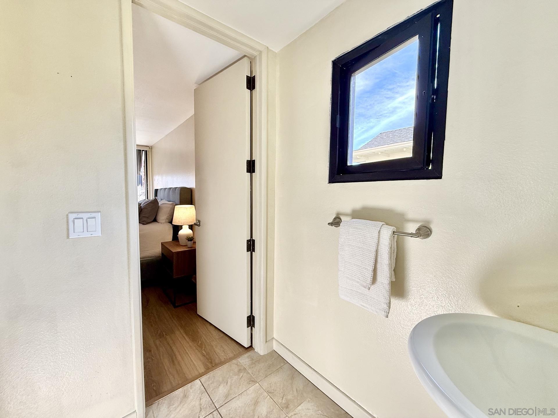 Detail Gallery Image 33 of 49 For 4082  Albatross St  #7,  San Diego,  CA 92103 - 2 Beds | 2 Baths