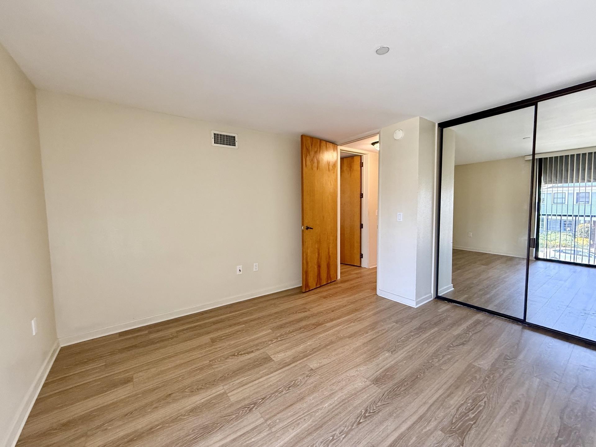 Detail Gallery Image 37 of 49 For 4082  Albatross St  #7,  San Diego,  CA 92103 - 2 Beds | 2 Baths