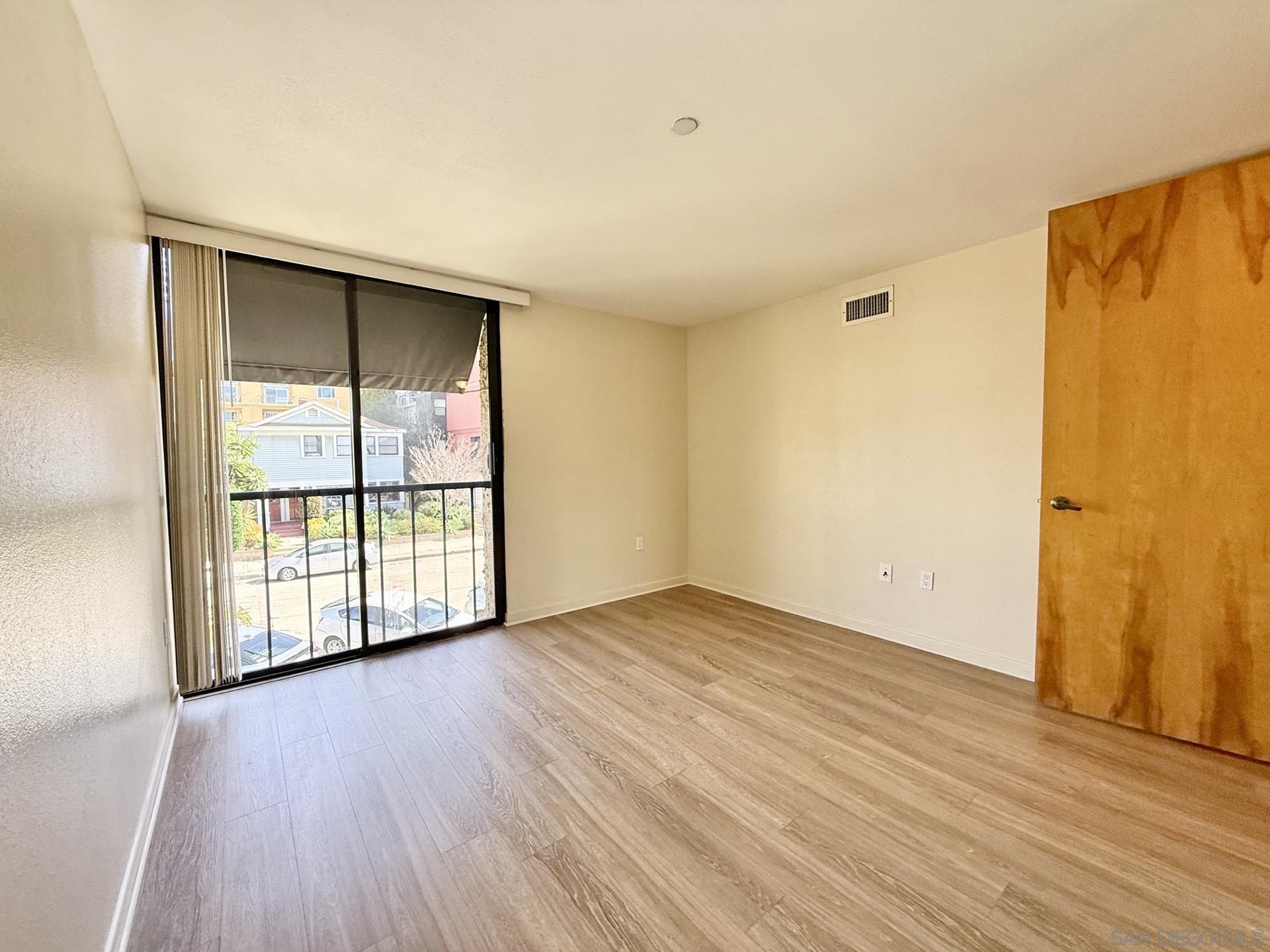 Detail Gallery Image 39 of 49 For 4082  Albatross St  #7,  San Diego,  CA 92103 - 2 Beds | 2 Baths