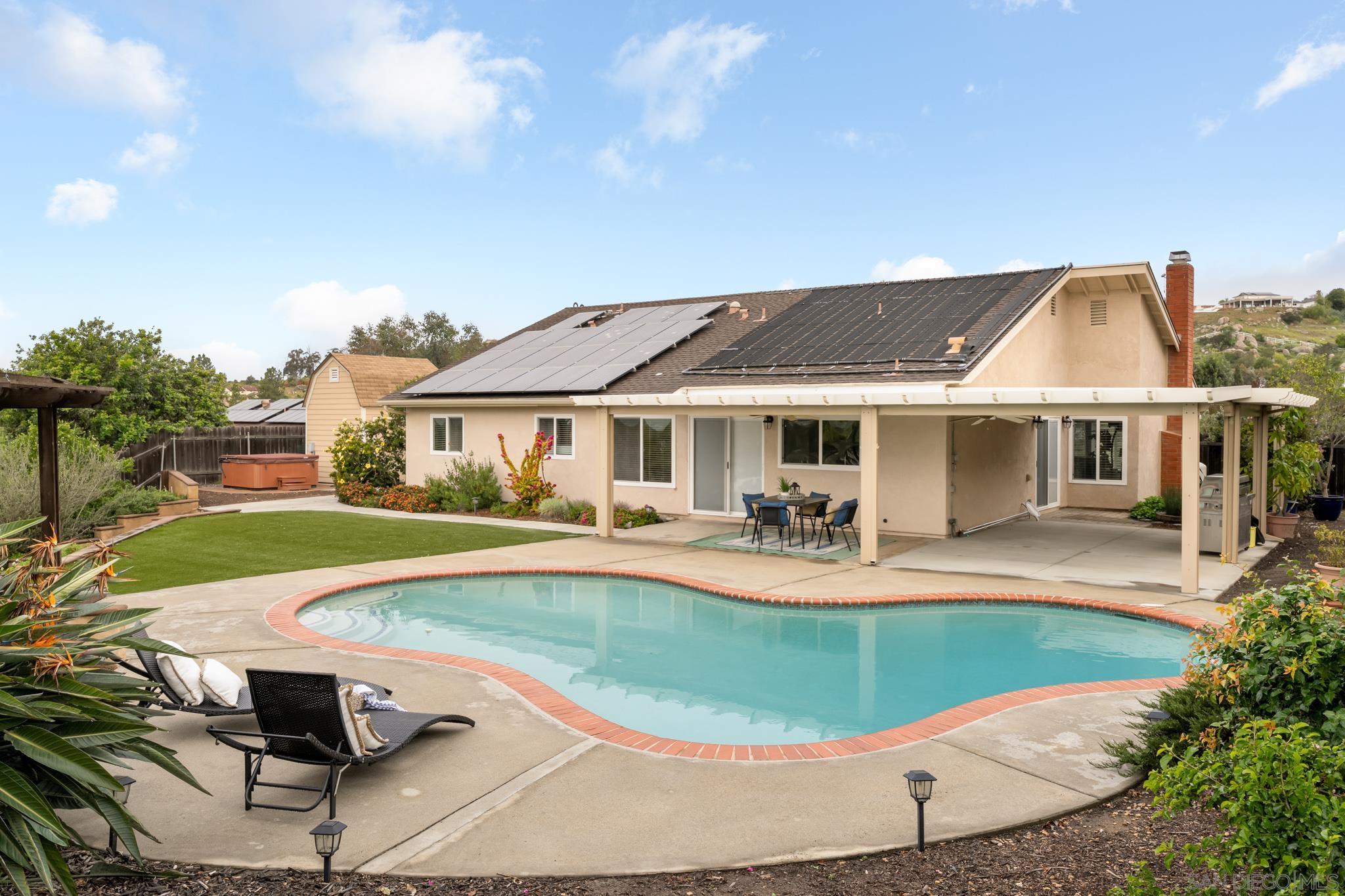 Detail Gallery Image 33 of 44 For 1975  Julianna St, El Cajon,  CA 92019 - 4 Beds | 2 Baths