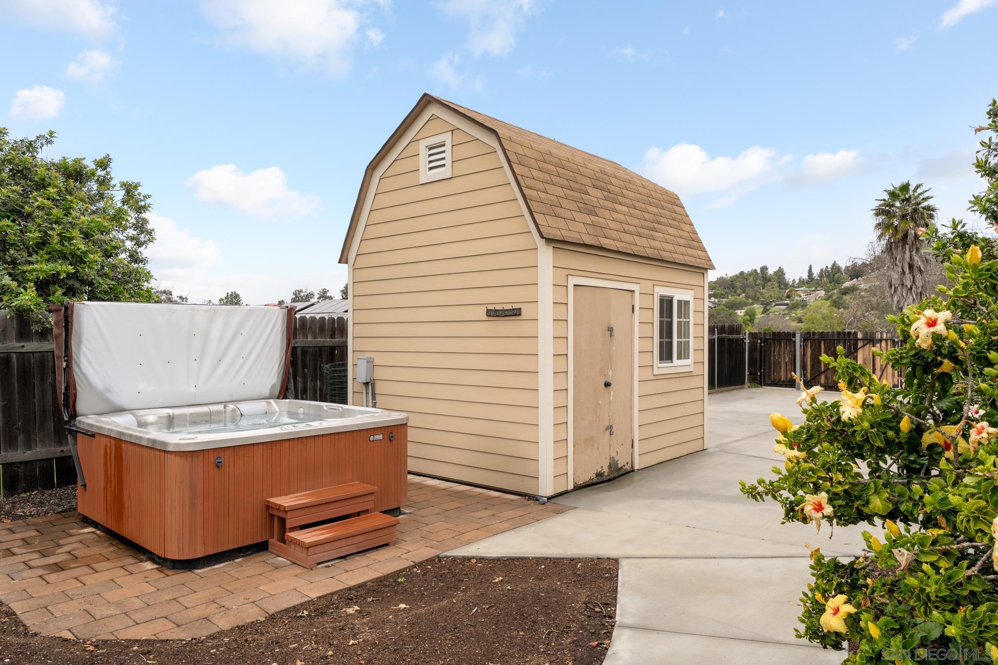 Detail Gallery Image 35 of 44 For 1975  Julianna St, El Cajon,  CA 92019 - 4 Beds | 2 Baths