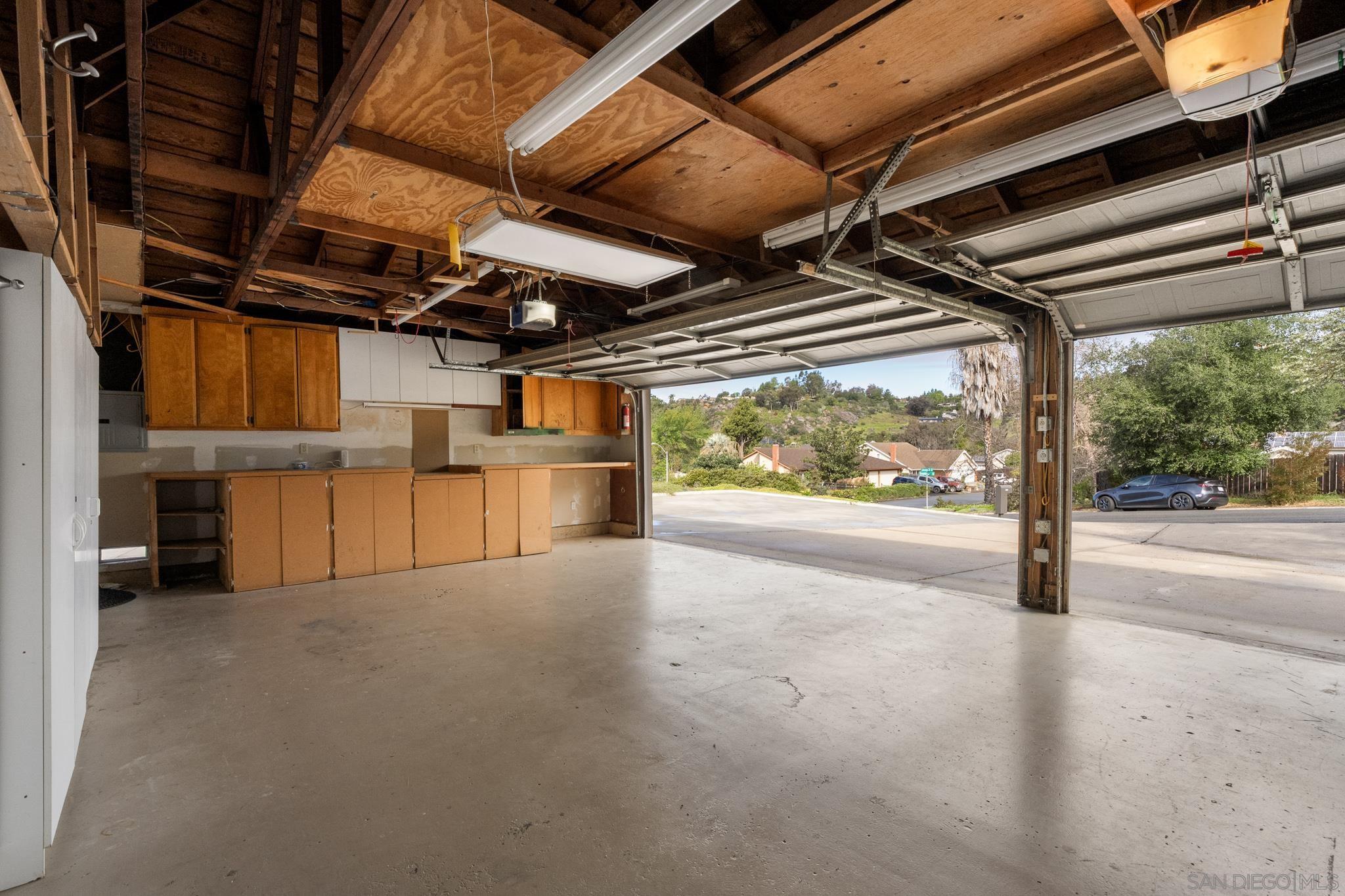 Detail Gallery Image 36 of 44 For 1975  Julianna St, El Cajon,  CA 92019 - 4 Beds | 2 Baths