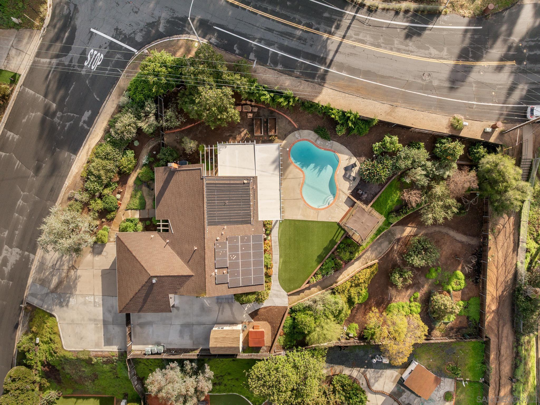 Detail Gallery Image 41 of 44 For 1975  Julianna St, El Cajon,  CA 92019 - 4 Beds | 2 Baths