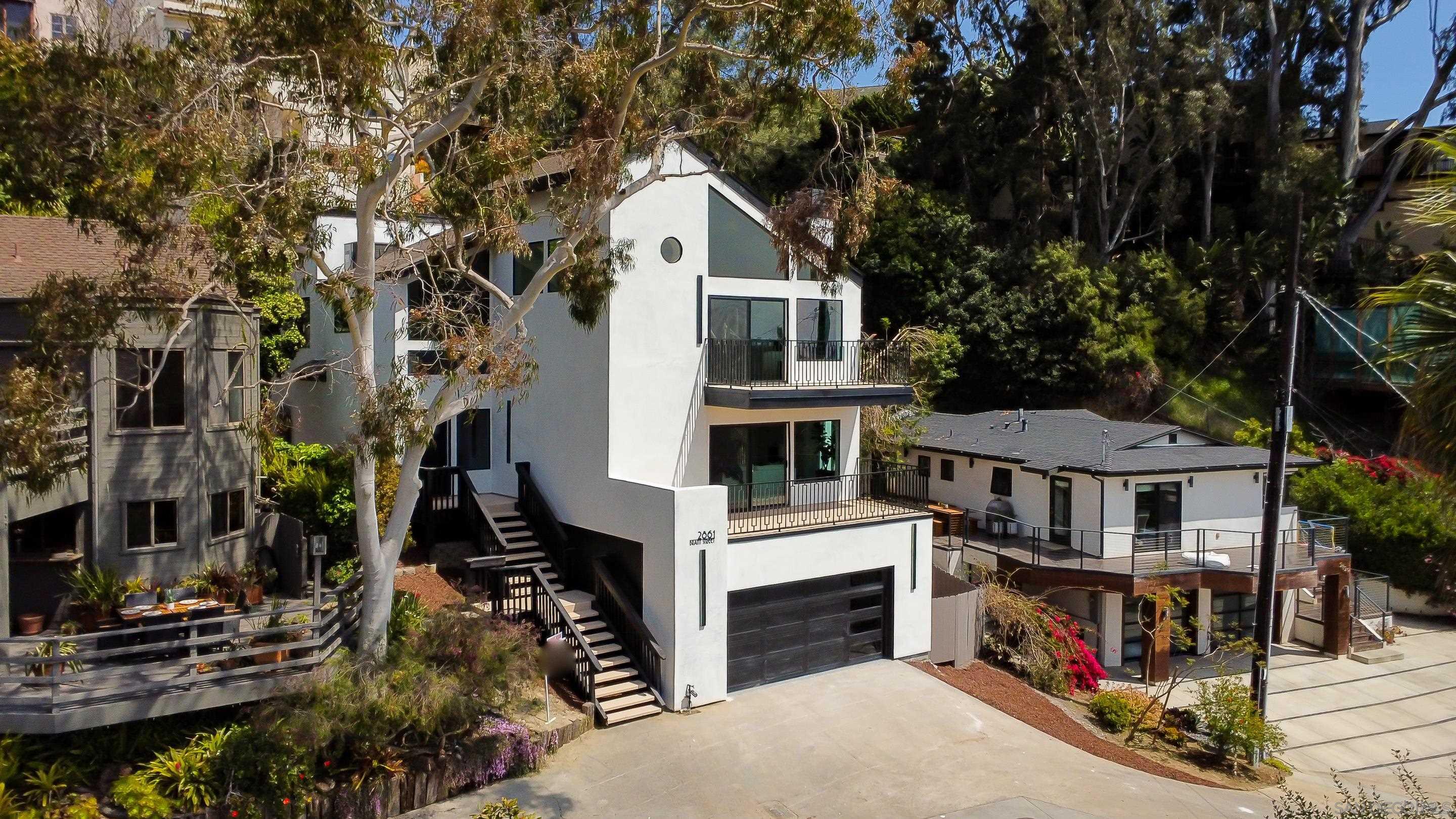 Detail Gallery Image 3 of 70 For 2861  Brant St., San Diego,  CA 92103 - 3 Beds | 3 Baths