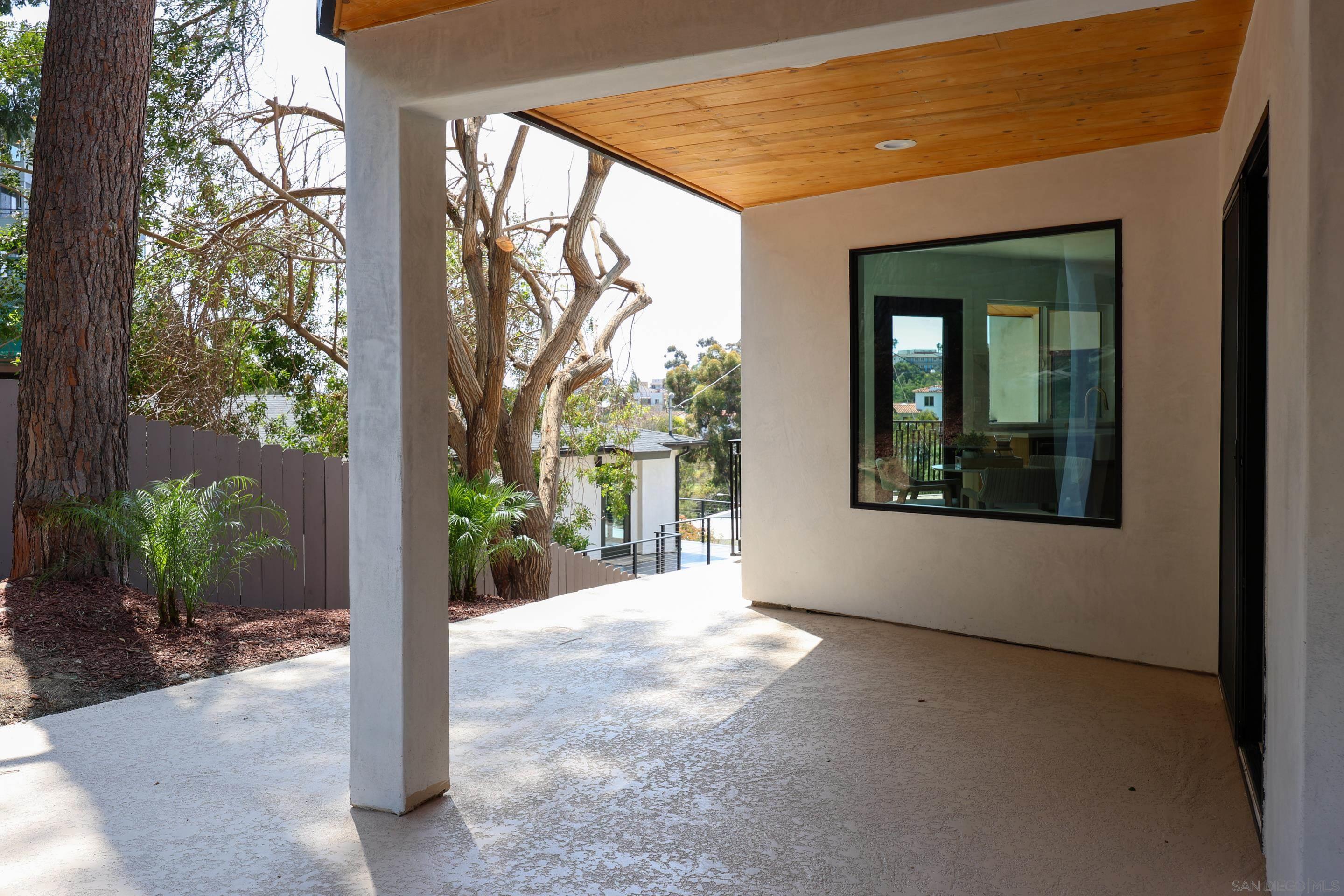 Detail Gallery Image 46 of 70 For 2861  Brant St., San Diego,  CA 92103 - 3 Beds | 3 Baths