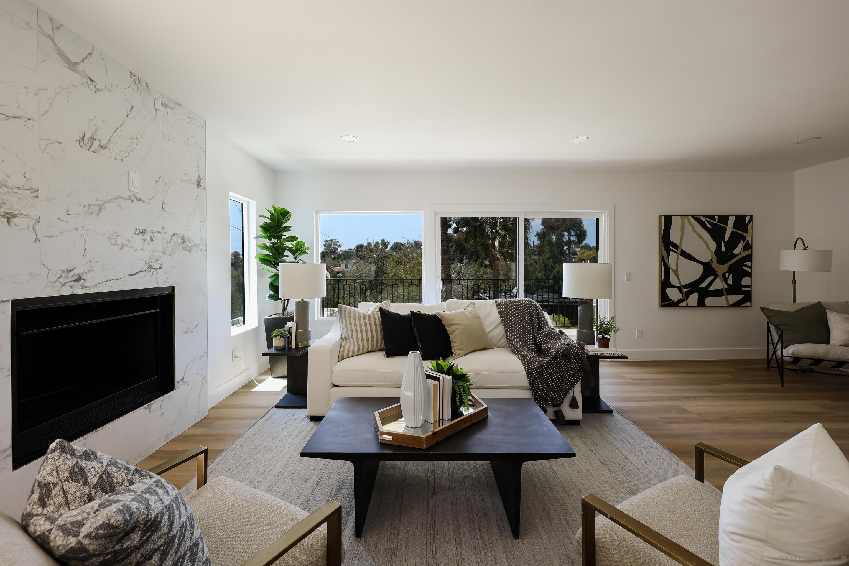 Detail Gallery Image 4 of 70 For 2861  Brant St., San Diego,  CA 92103 - 3 Beds | 3 Baths