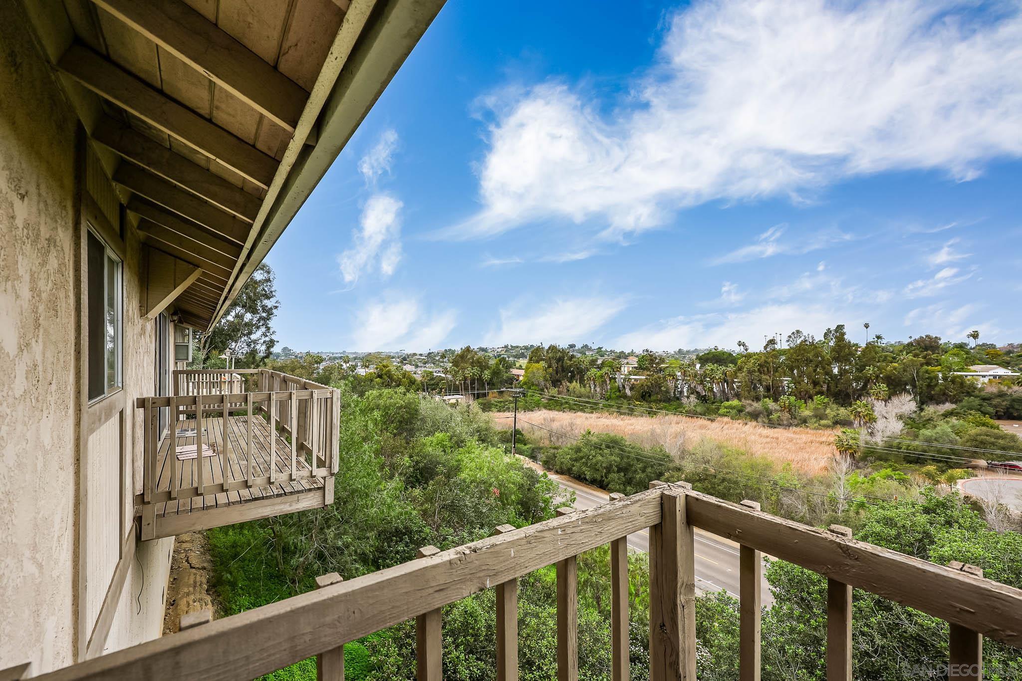 Detail Gallery Image 43 of 57 For 221  Colina Ter, Vista,  CA 92084 - 3 Beds | 2/1 Baths