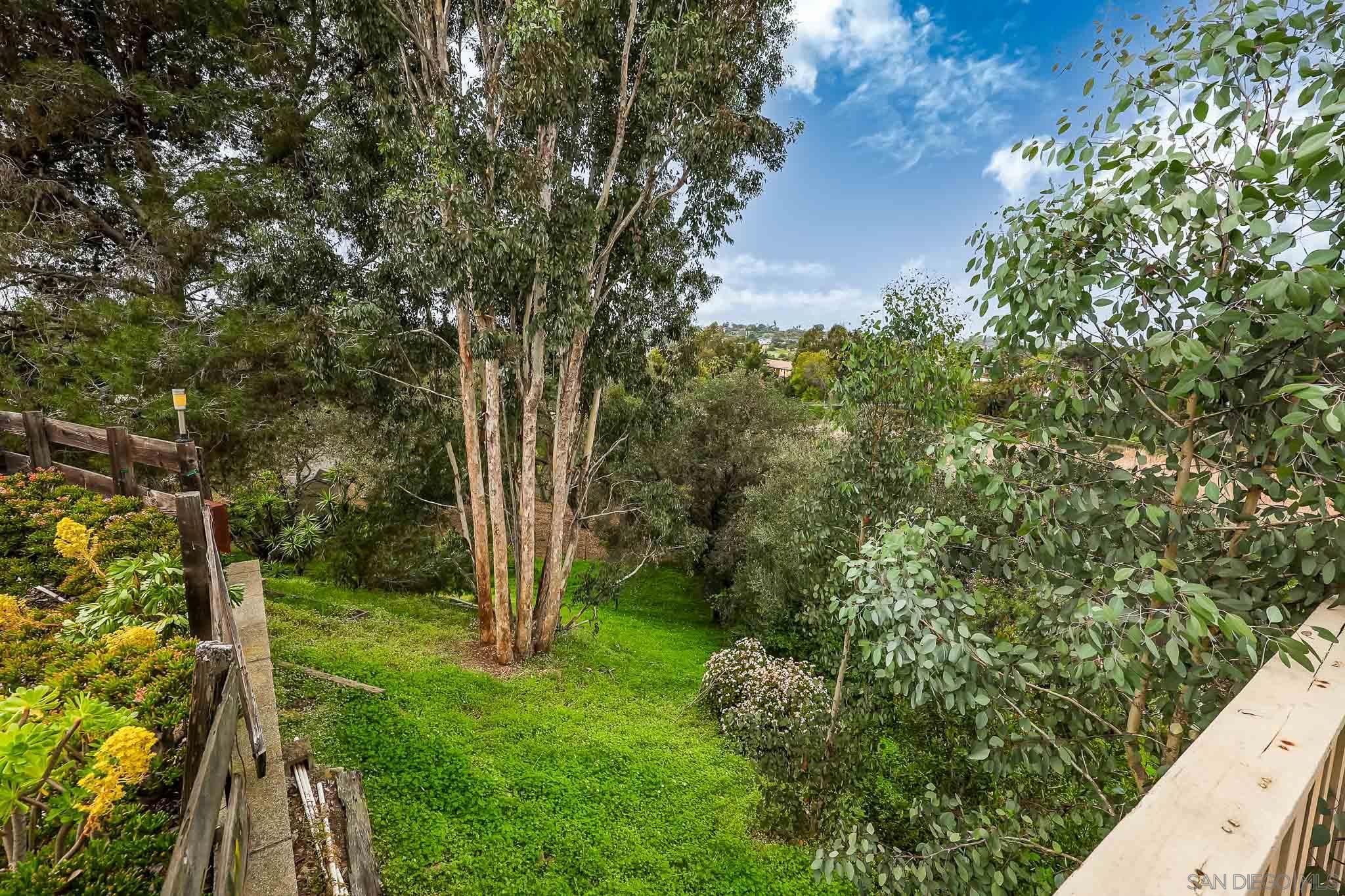 Detail Gallery Image 47 of 57 For 221  Colina Ter, Vista,  CA 92084 - 3 Beds | 2/1 Baths