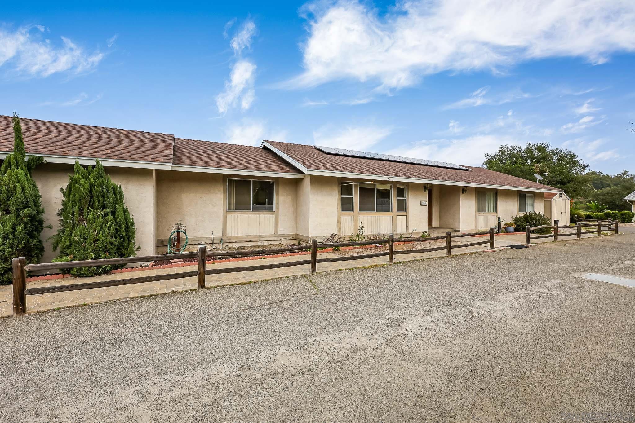 Detail Gallery Image 50 of 57 For 221  Colina Ter, Vista,  CA 92084 - 3 Beds | 2/1 Baths