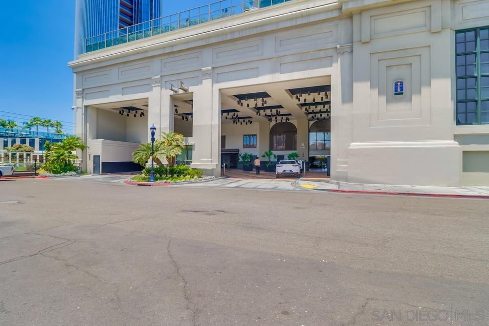 Detail Gallery Image 2 of 43 For 700 W E  1202, San Diego,  CA 92101 - 2 Beds | 2 Baths