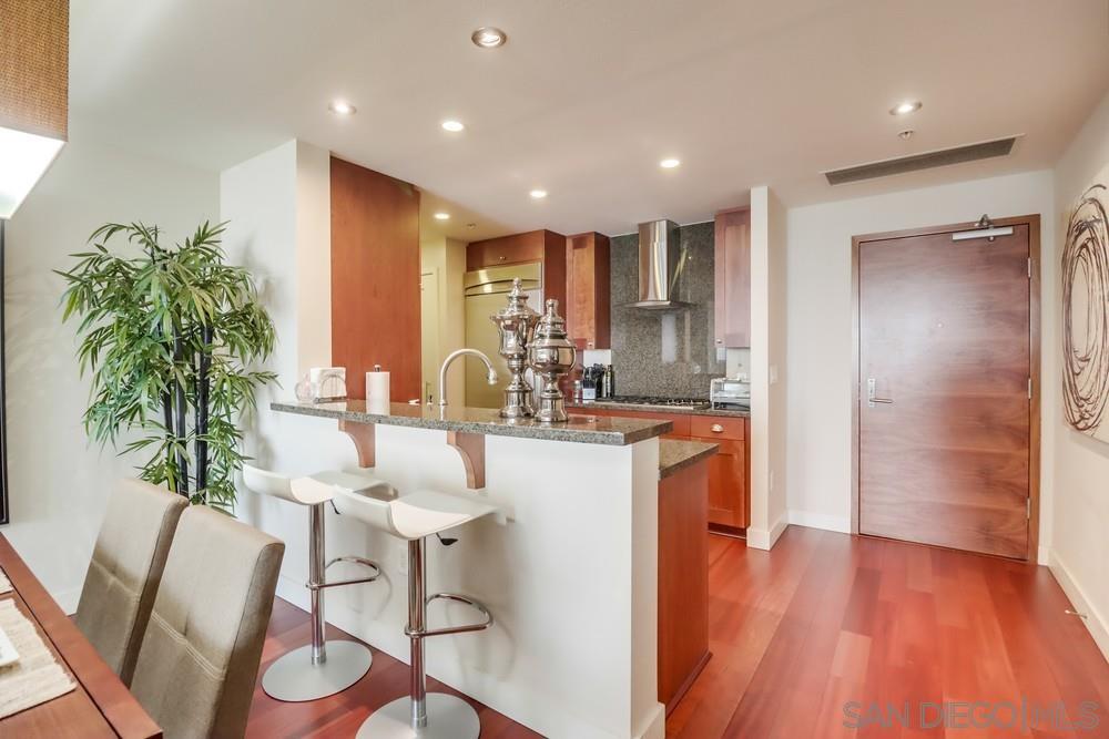 Detail Gallery Image 13 of 43 For 700 W E  1202, San Diego,  CA 92101 - 2 Beds | 2 Baths