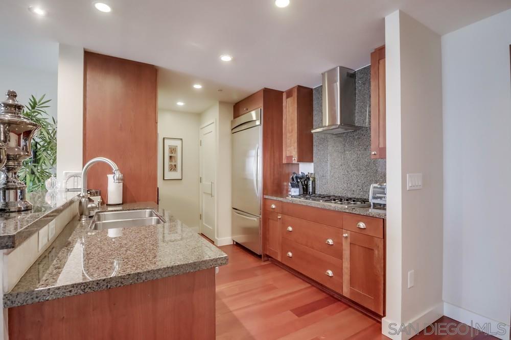 Detail Gallery Image 14 of 43 For 700 W E  1202, San Diego,  CA 92101 - 2 Beds | 2 Baths