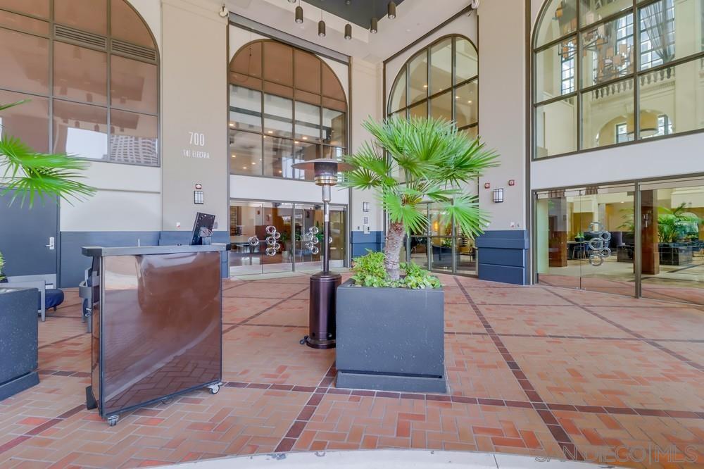 Detail Gallery Image 3 of 43 For 700 W E  1202, San Diego,  CA 92101 - 2 Beds | 2 Baths