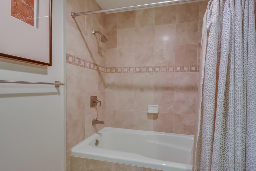 Detail Gallery Image 39 of 43 For 700 W E  1202, San Diego,  CA 92101 - 2 Beds | 2 Baths