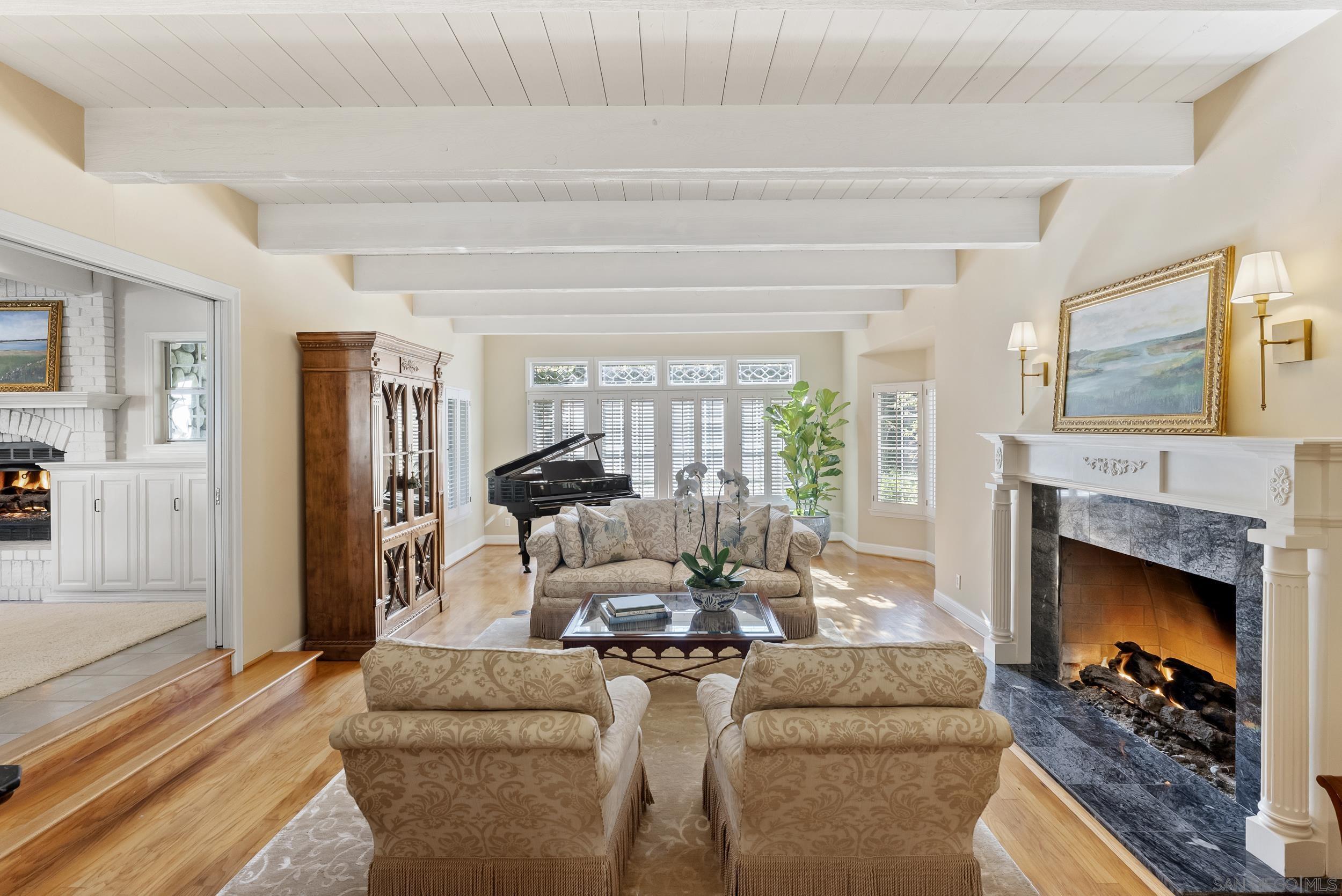 Detail Gallery Image 11 of 57 For 17307  Calle Mayor, Rancho Santa Fe,  CA 92067 - 6 Beds | 5/1 Baths