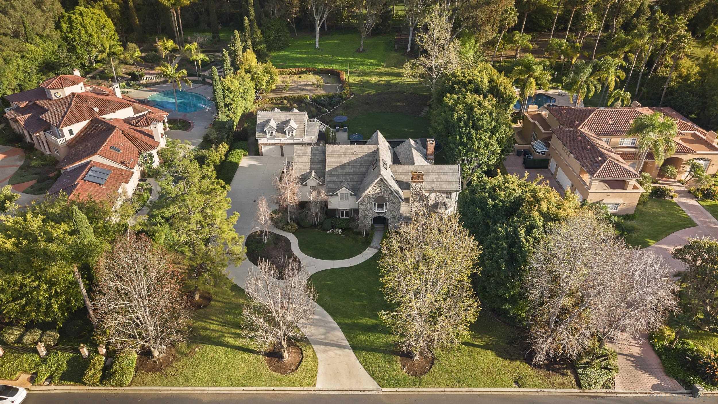 Detail Gallery Image 39 of 57 For 17307  Calle Mayor, Rancho Santa Fe,  CA 92067 - 6 Beds | 5/1 Baths