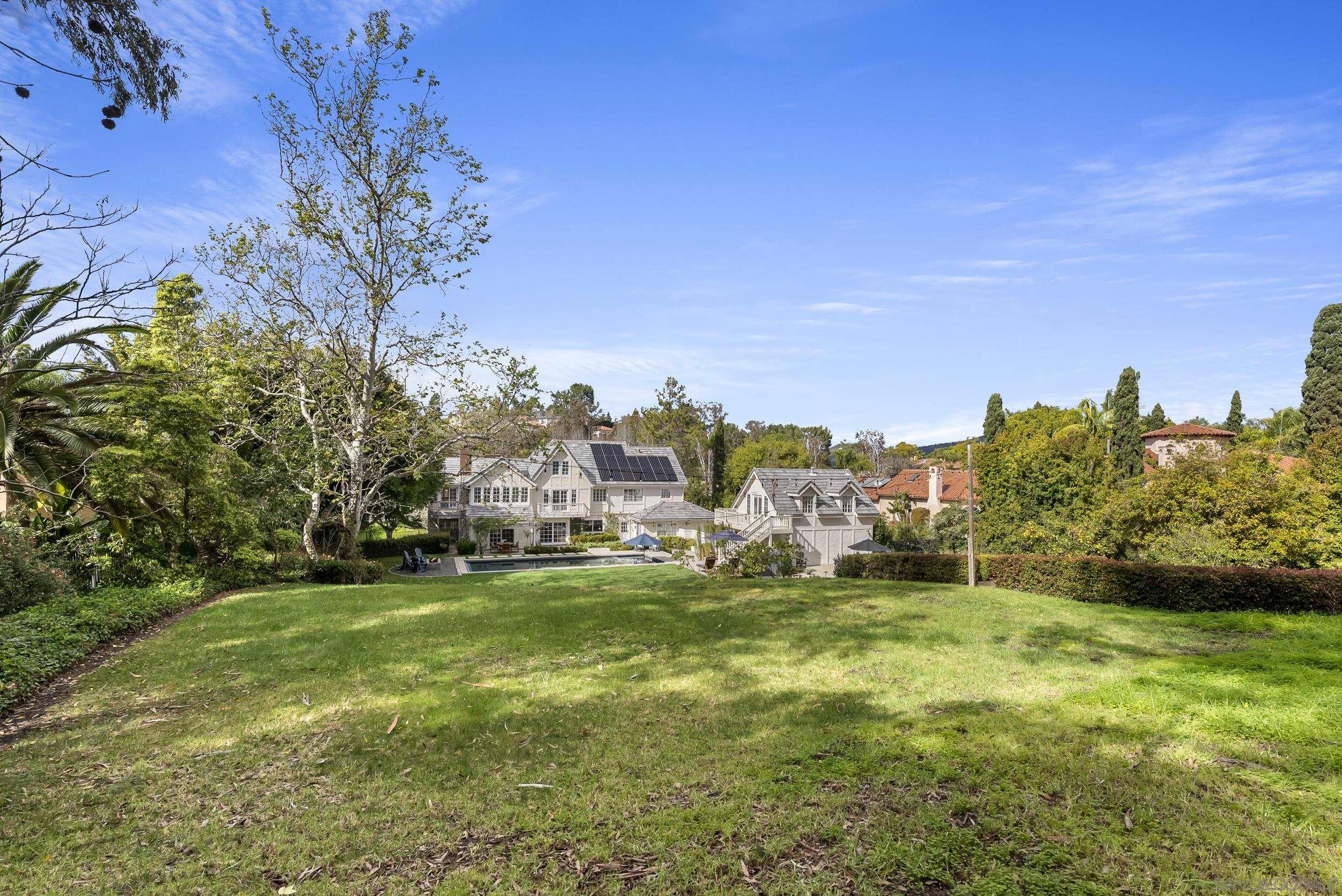 Detail Gallery Image 5 of 57 For 17307  Calle Mayor, Rancho Santa Fe,  CA 92067 - 6 Beds | 5/1 Baths