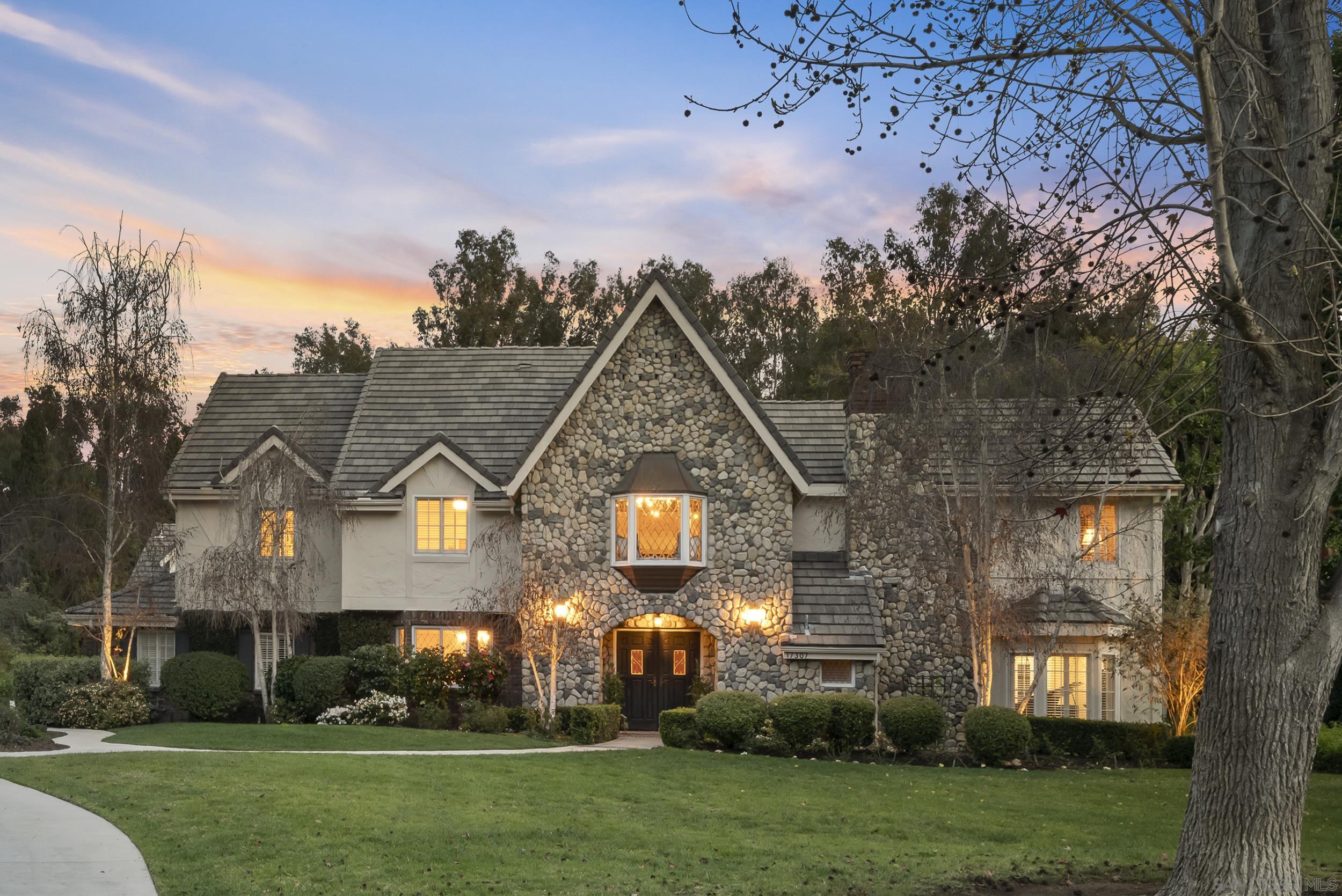 Detail Gallery Image 49 of 57 For 17307  Calle Mayor, Rancho Santa Fe,  CA 92067 - 6 Beds | 5/1 Baths