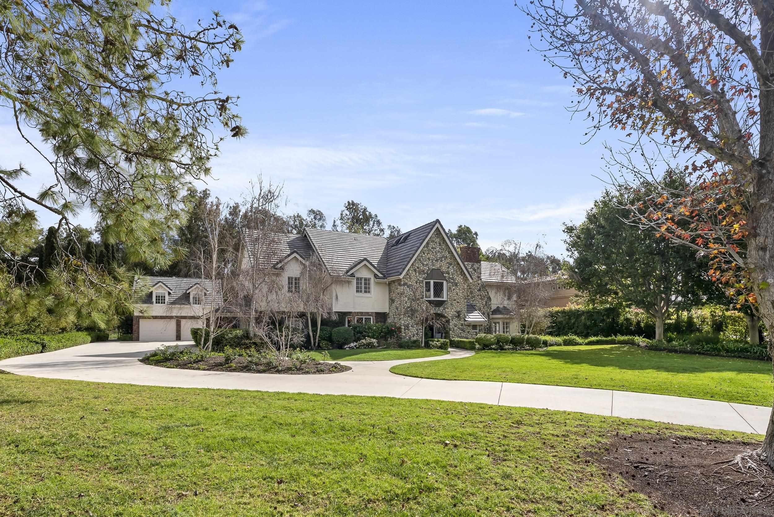 Detail Gallery Image 6 of 57 For 17307  Calle Mayor, Rancho Santa Fe,  CA 92067 - 6 Beds | 5/1 Baths