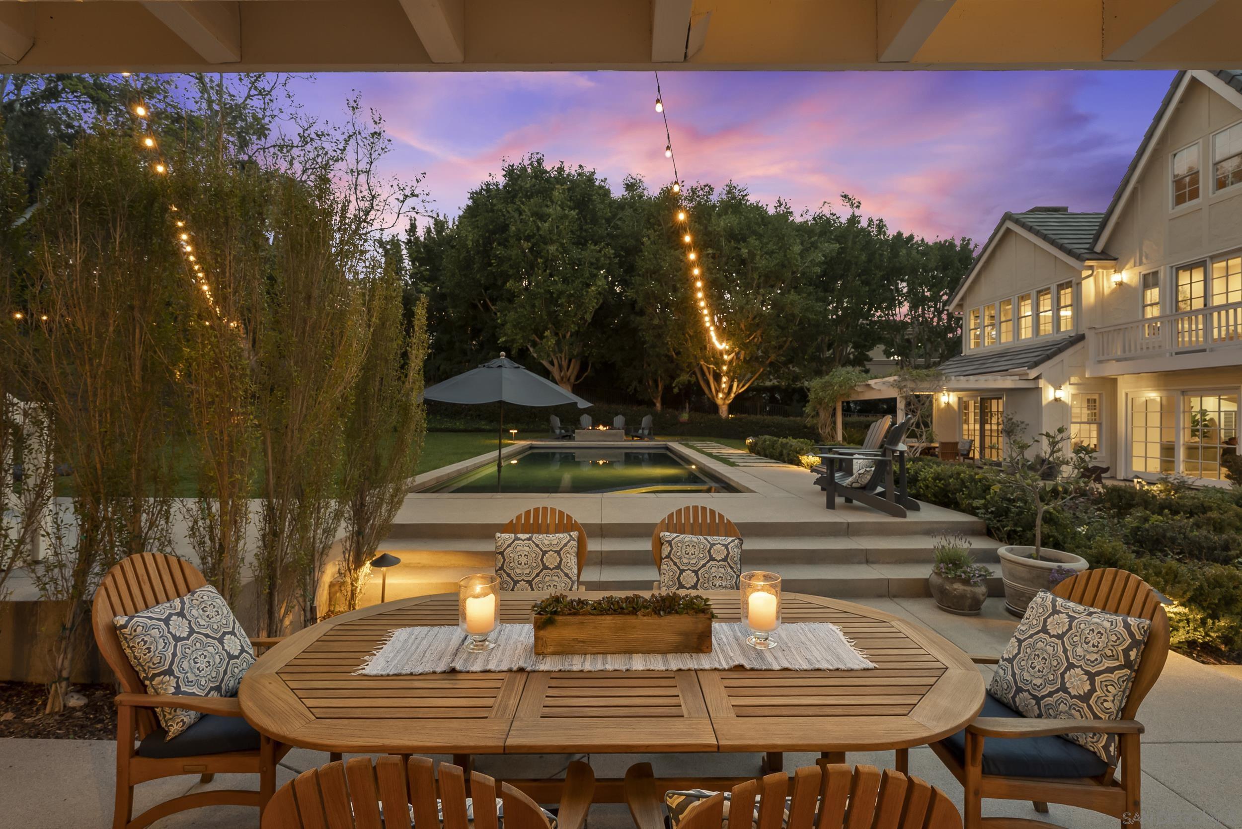 Detail Gallery Image 7 of 57 For 17307  Calle Mayor, Rancho Santa Fe,  CA 92067 - 6 Beds | 5/1 Baths