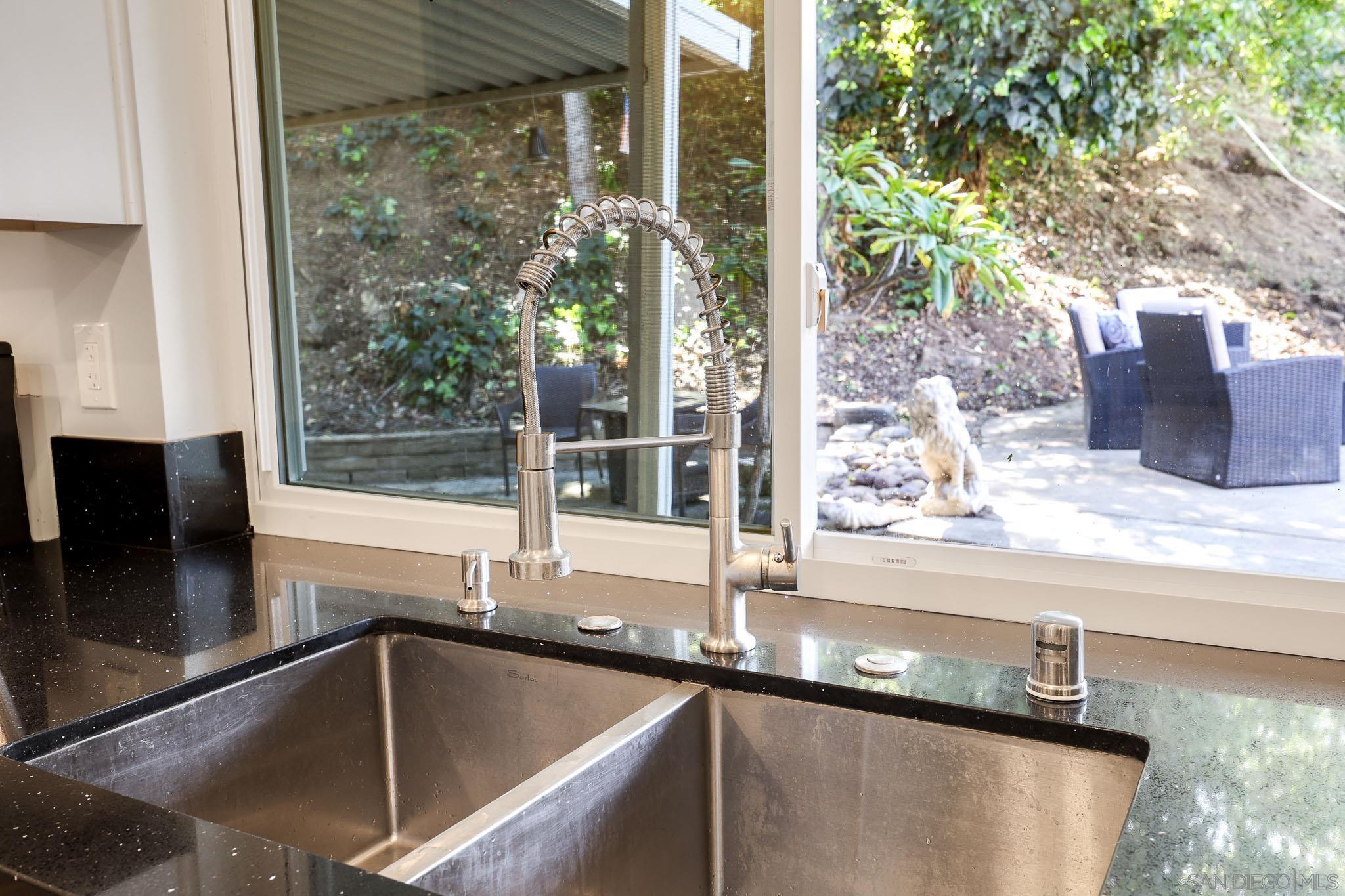 Detail Gallery Image 22 of 49 For 7923  Cinthia St, La Mesa,  CA 91941 - 5 Beds | 3 Baths