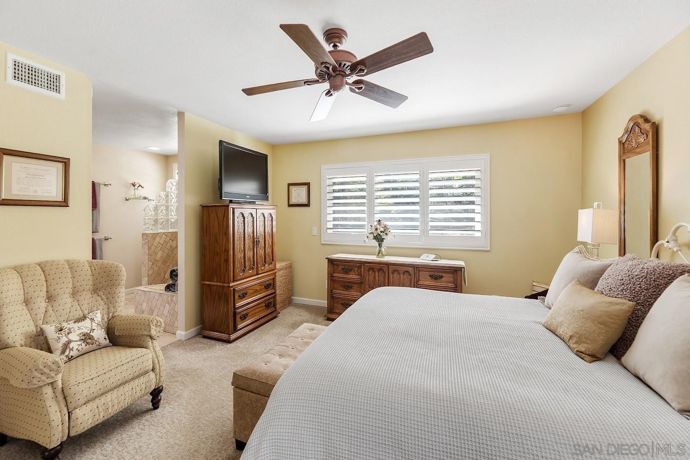 Detail Gallery Image 19 of 67 For 14922  Derringer Rd., Poway,  CA 92064 - 5 Beds | 2/1 Baths