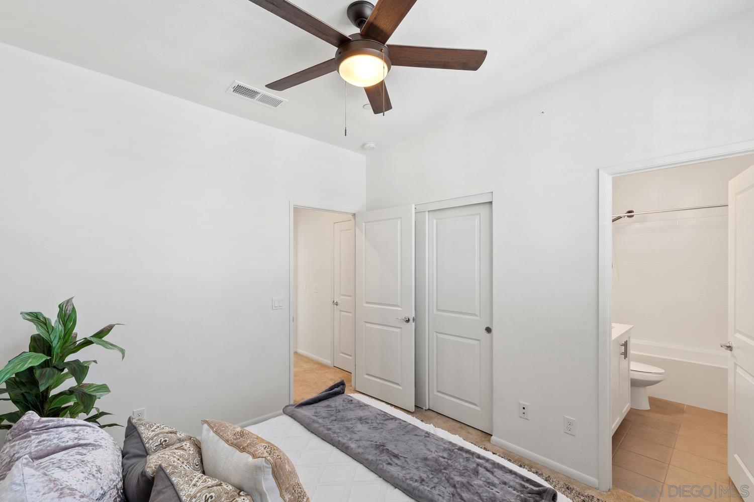 Detail Gallery Image 26 of 70 For 2328  Columba Gln, Escondido,  CA 92025 - 2 Beds | 2/1 Baths