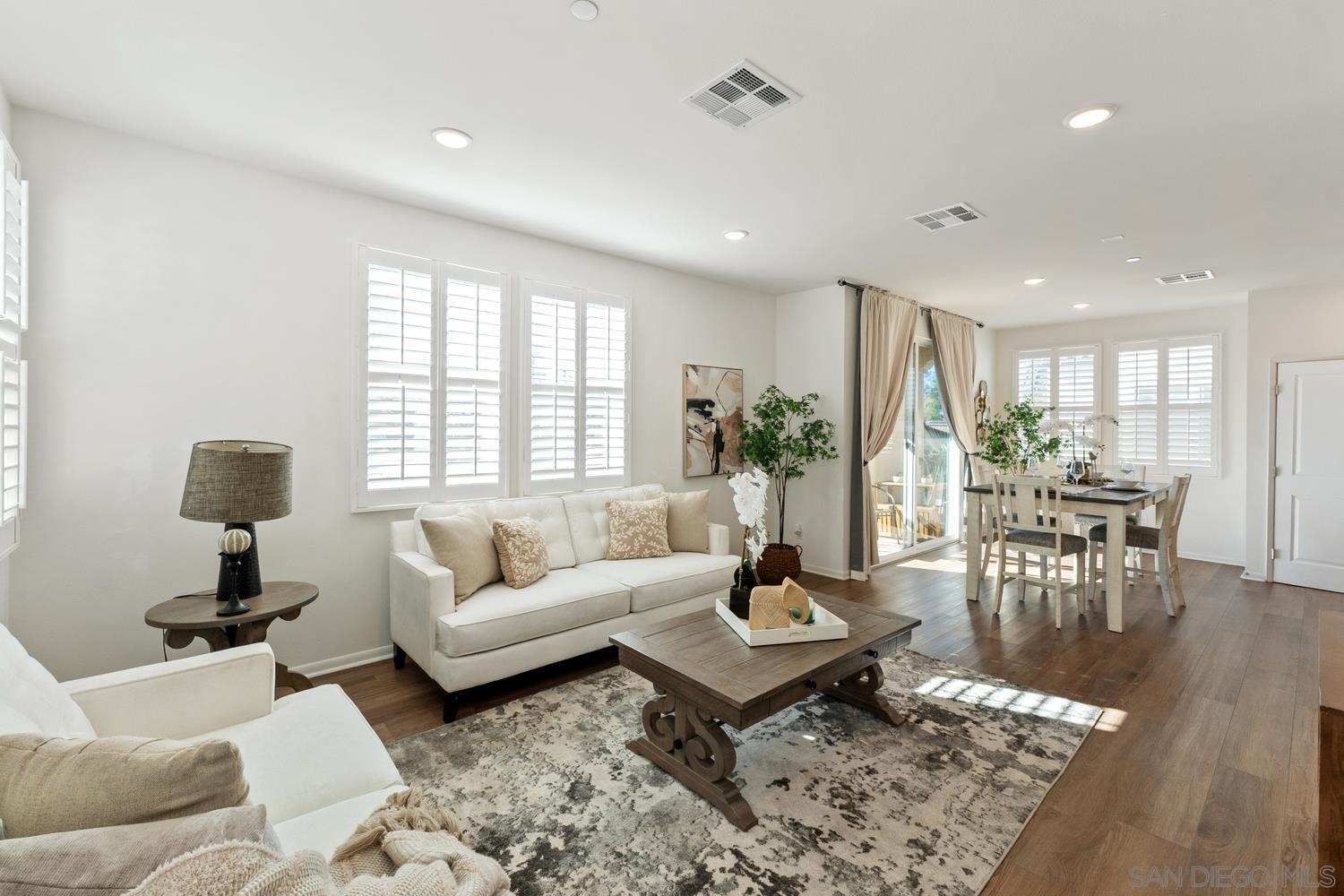 Detail Gallery Image 4 of 70 For 2328  Columba Gln, Escondido,  CA 92025 - 2 Beds | 2/1 Baths