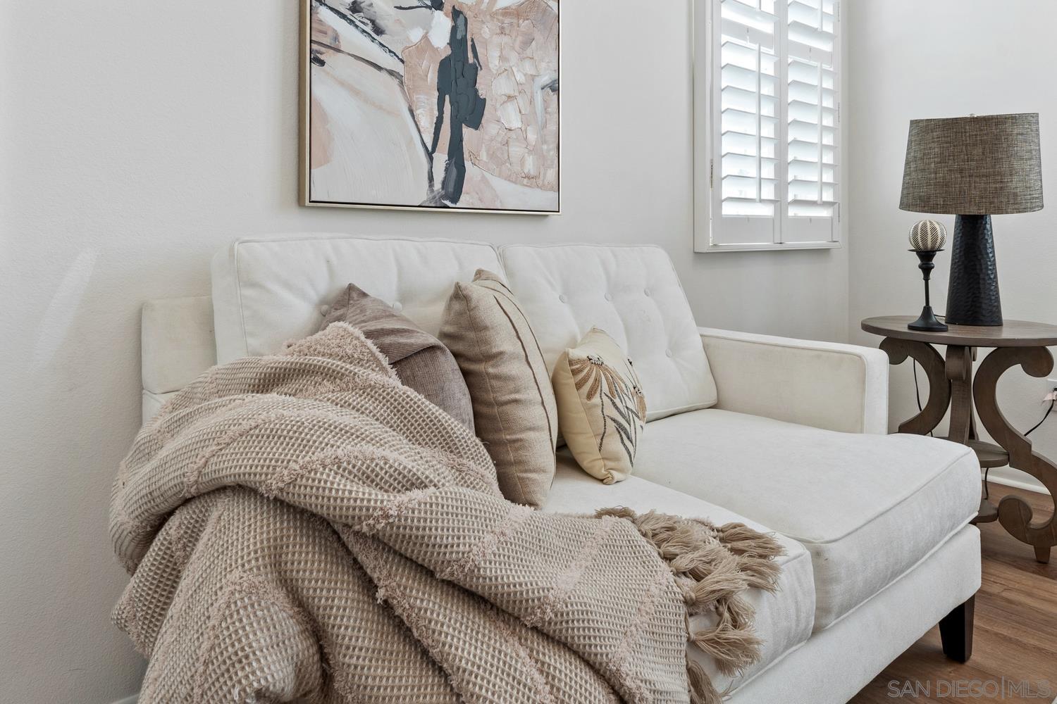 Detail Gallery Image 10 of 70 For 2328  Columba Gln, Escondido,  CA 92025 - 2 Beds | 2/1 Baths