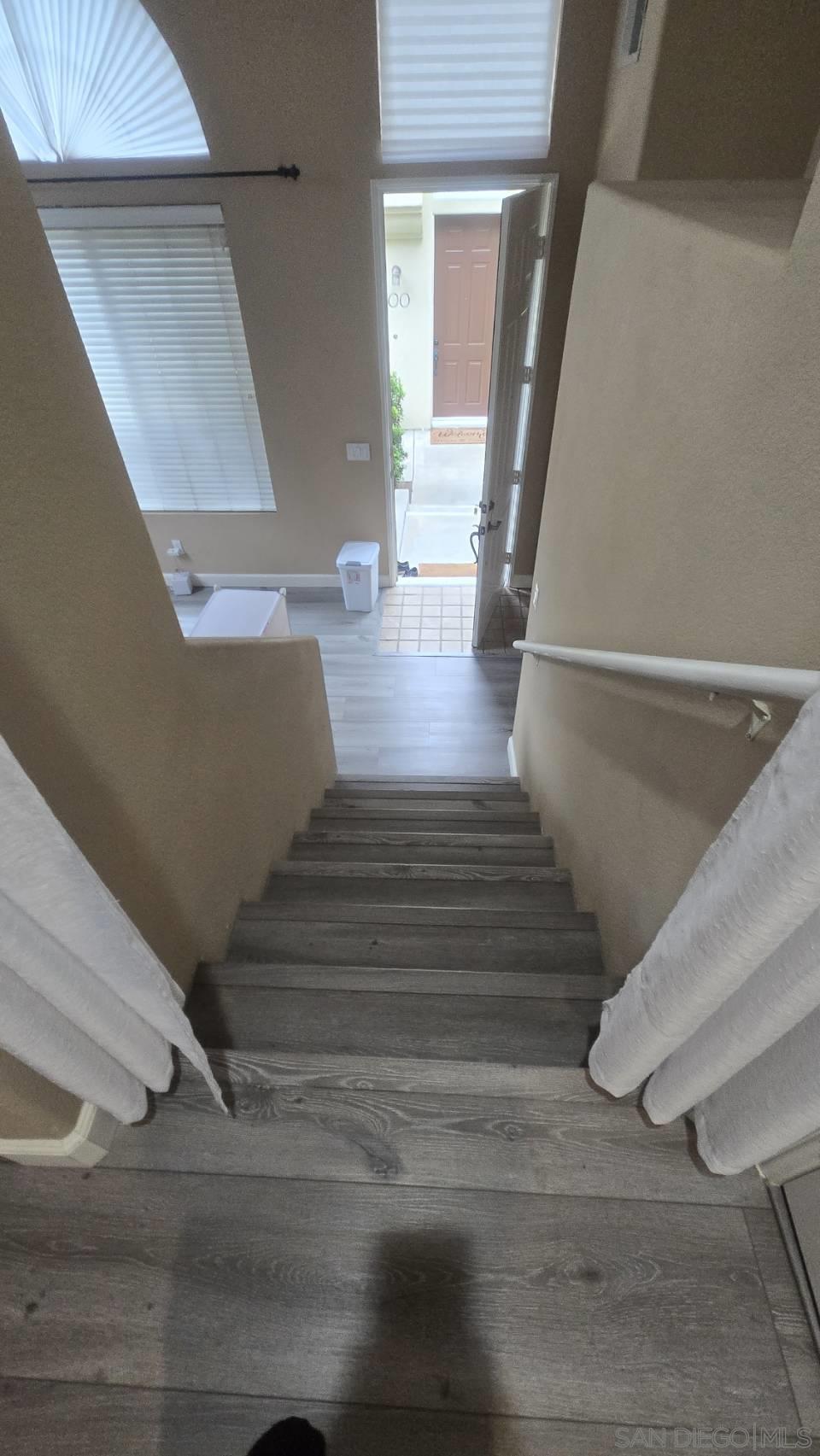 Detail Gallery Image 18 of 35 For Mykonos Ln, San Diego,  CA 92130 - 2 Beds | 2/1 Baths