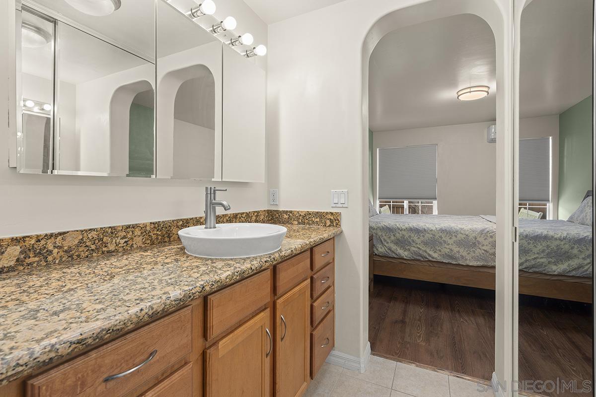 Detail Gallery Image 17 of 35 For 5252  Balboa Arms  #120,  San Diego,  CA 92117 - 2 Beds | 2 Baths